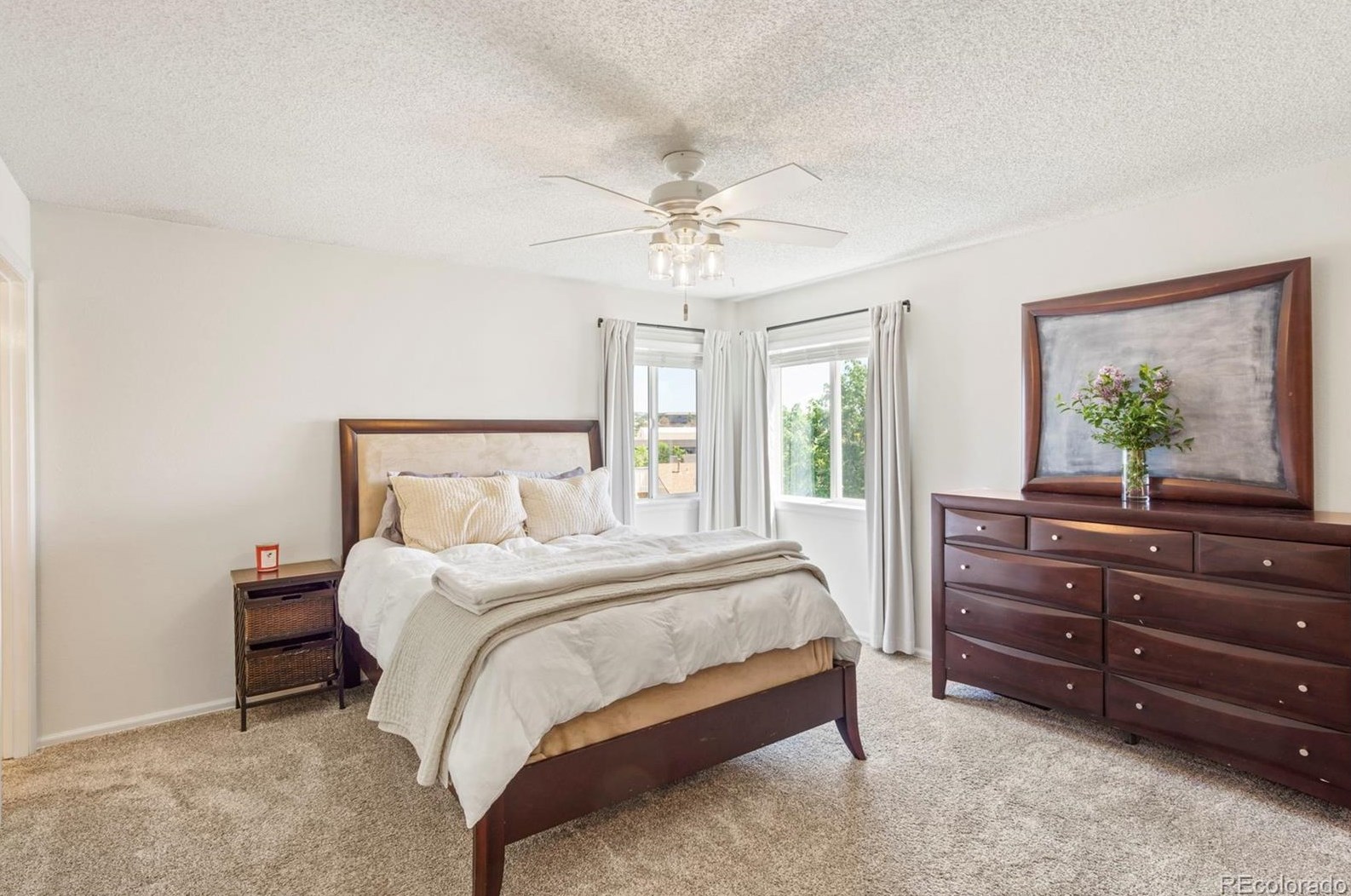 3060 Rhapsody Dr, Colorado Springs CO 80920-4047 exterior