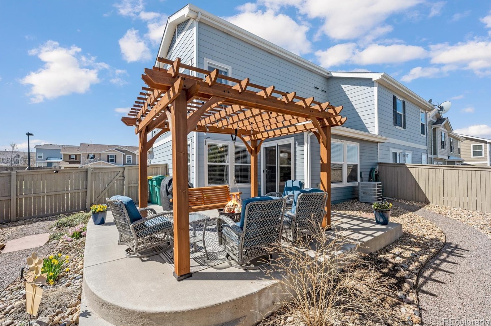 6057 Wescroft Ave, Castle Rock CO  80104-5267 exterior