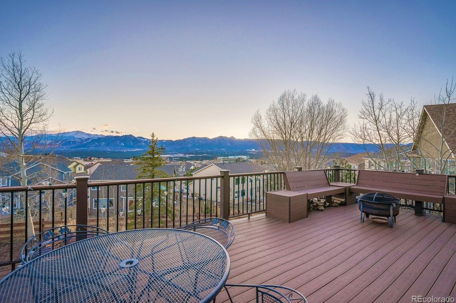 1235 Lawn Lk Trl, Colorado Springs CO 80921-3651 exterior