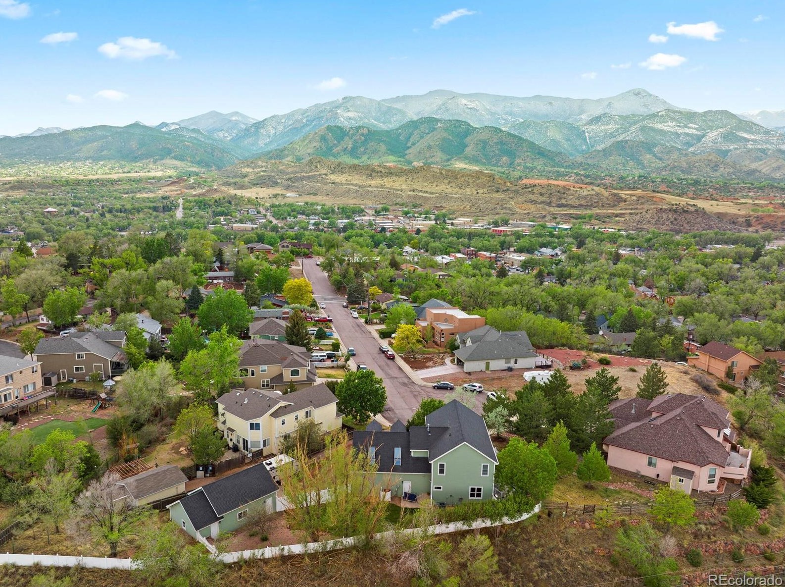 231 27th St, Colorado Springs, CO 80904-2500