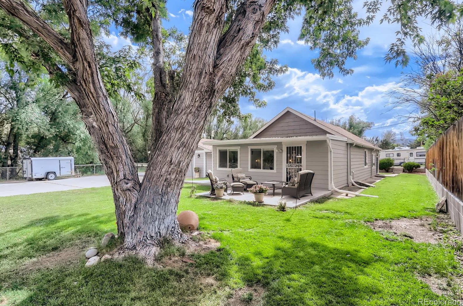 8169 Quaker St, Arvada, CO 80007-7121
