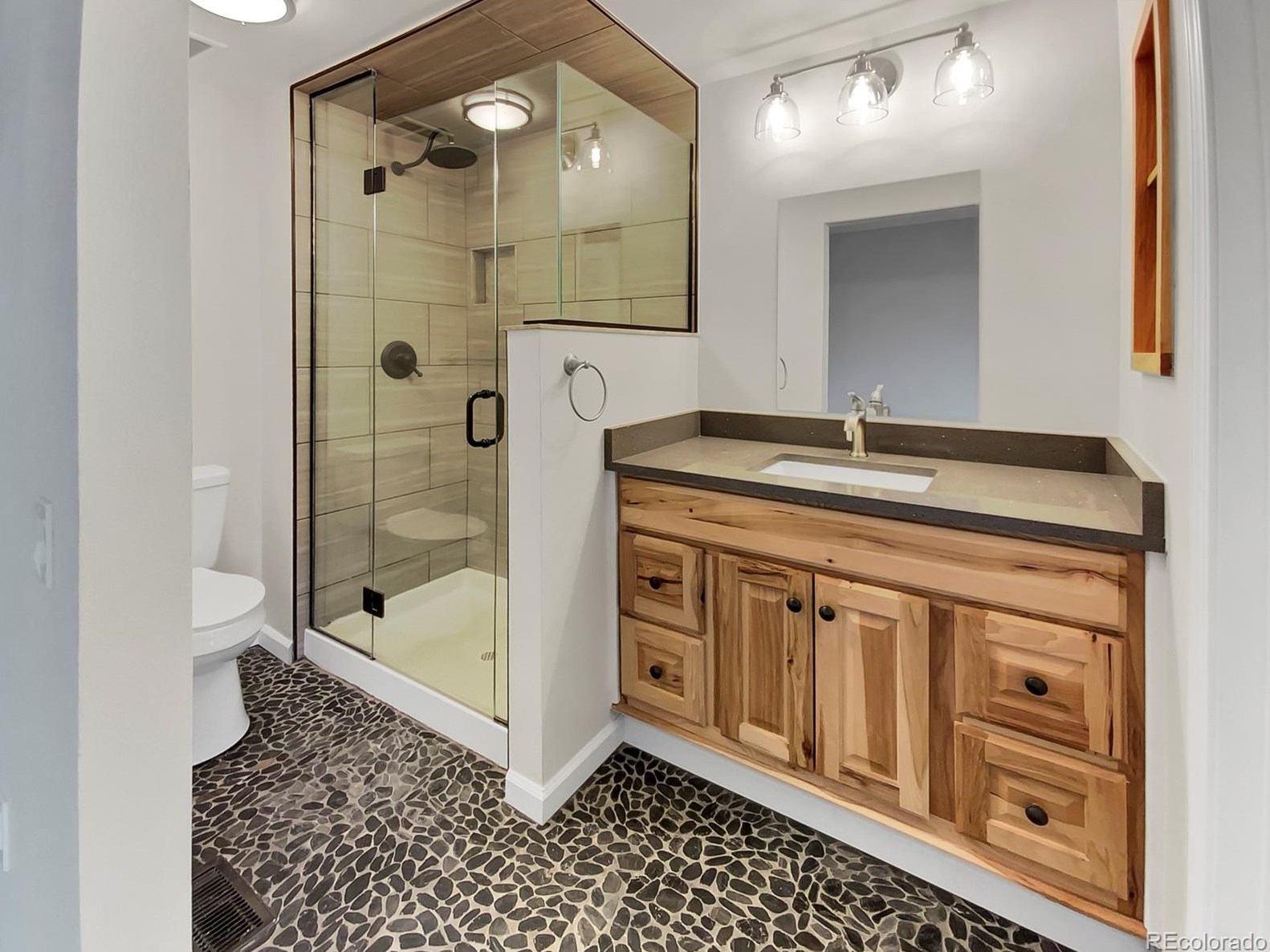 8164 Carr Cir, Arvada CO  80005-2417 exterior