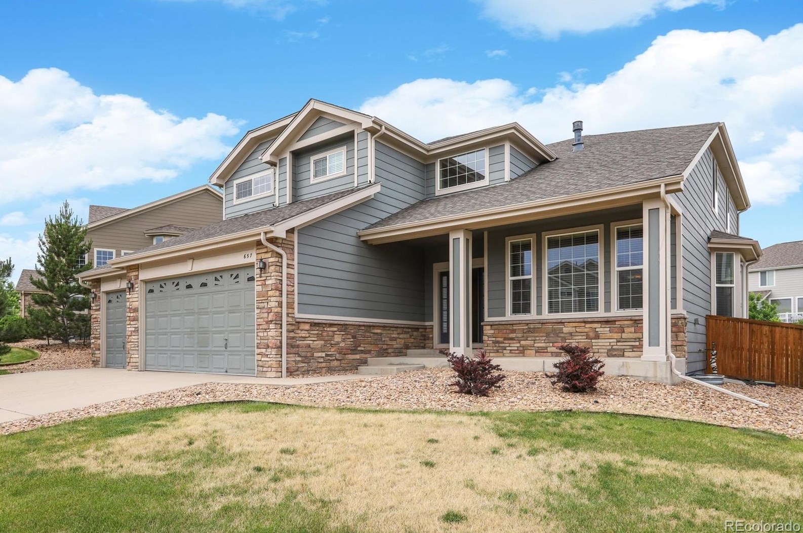 657 Kryptonite Dr, Castle Rock, CO 80108-3086