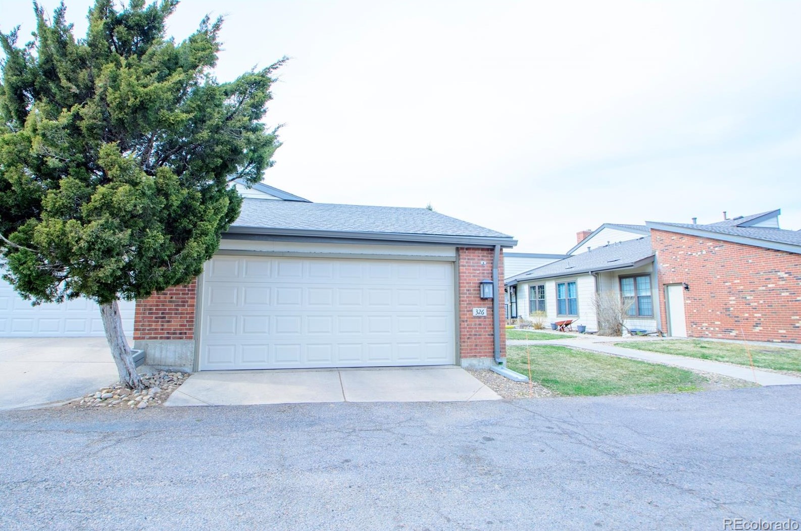 7925 Layton Ave, Littleton CO 80123-1315 exterior