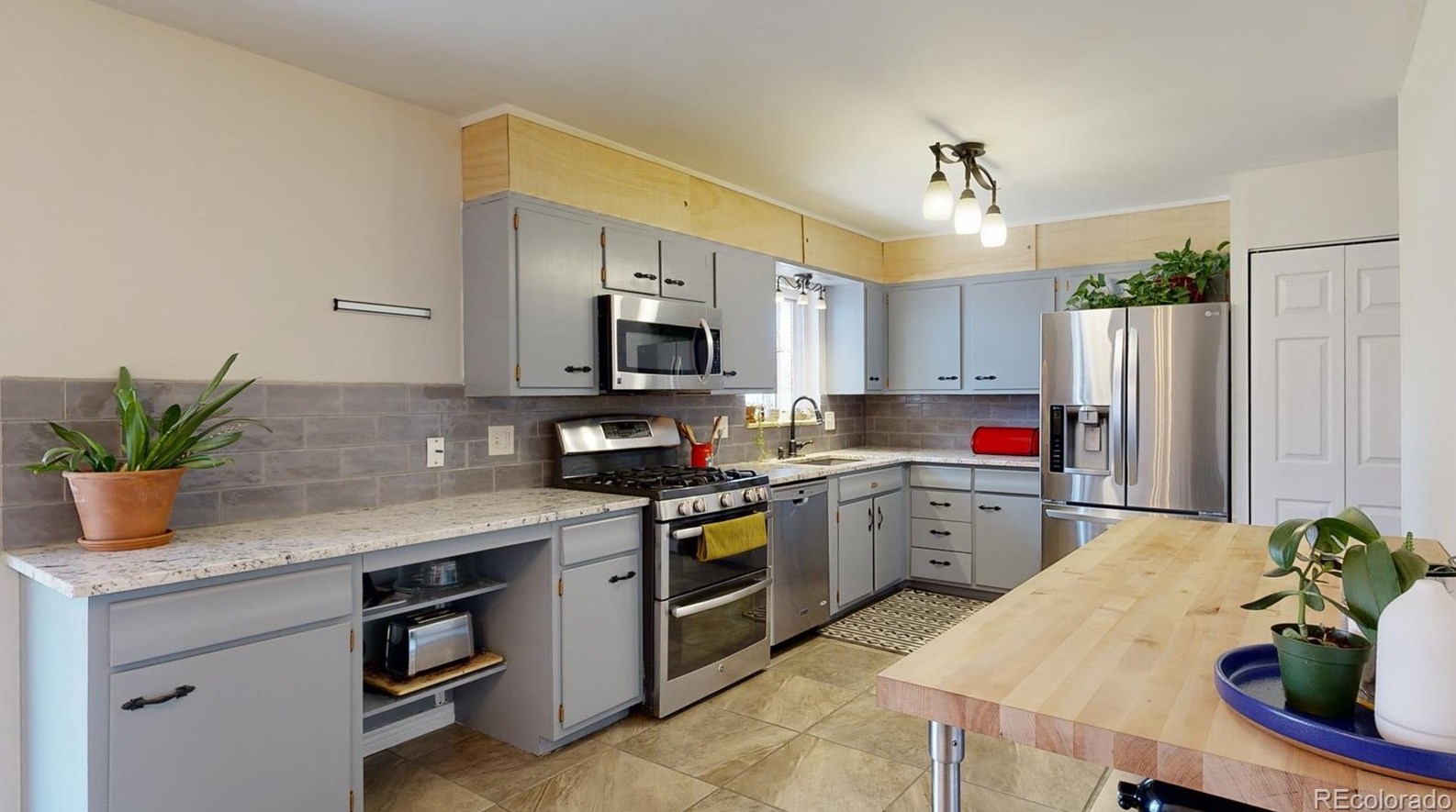 6728 Newman St, Arvada CO  80004-1444 exterior