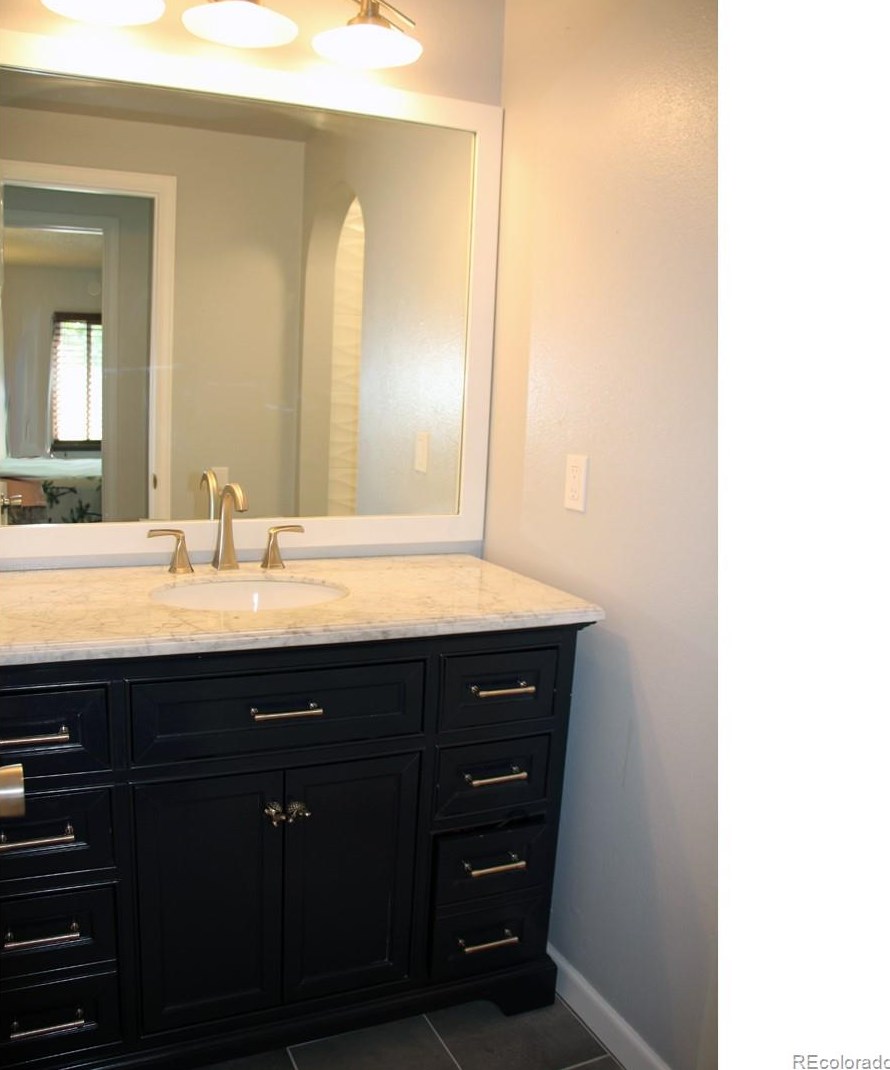 2678 Easter Ave, Littleton CO 80122-1385 exterior