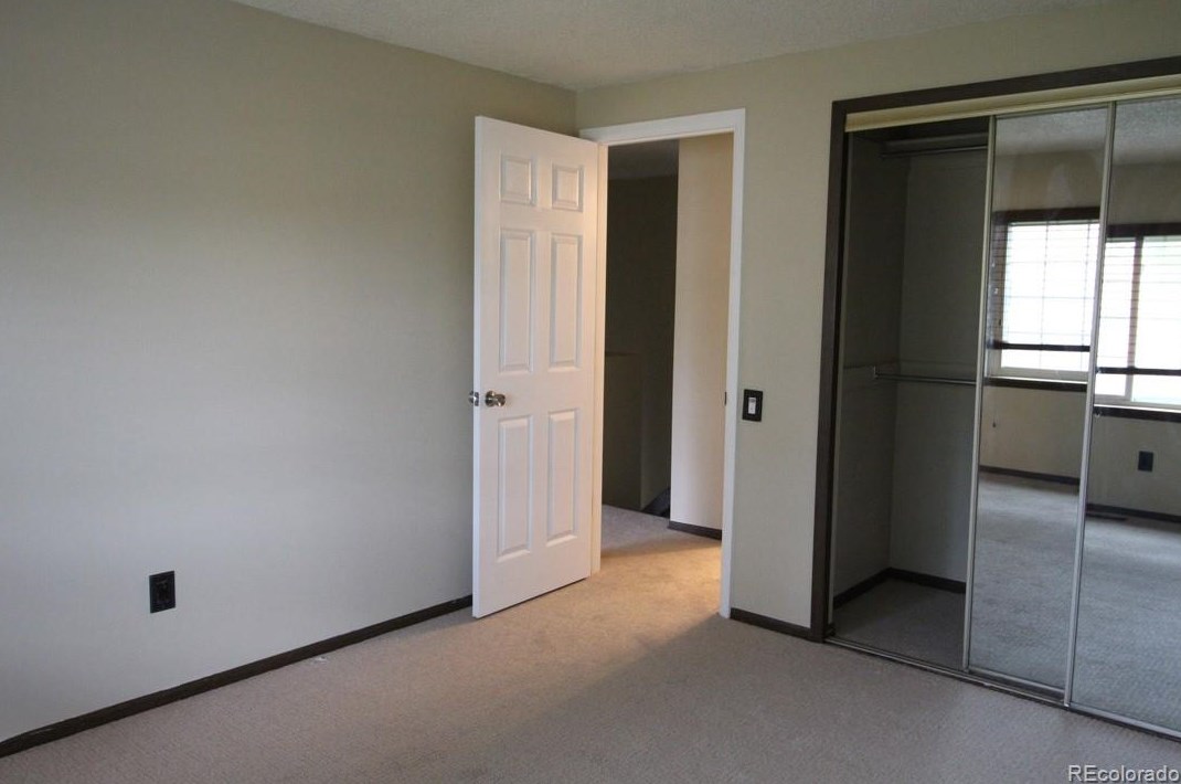 2678 Easter Ave, Littleton CO 80122-1385 exterior