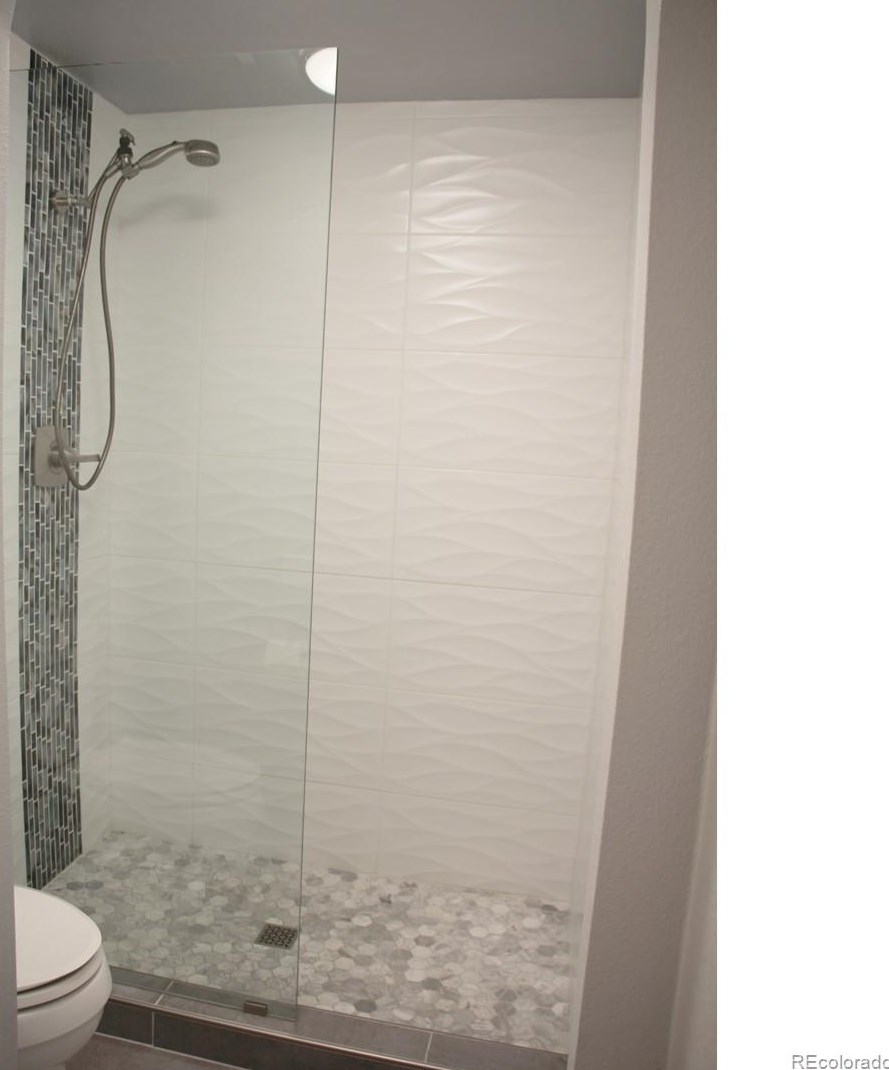 2678 Easter Ave, Littleton CO 80122-1385 exterior