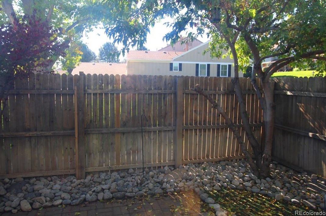 2678 Easter Ave, Littleton CO 80122-1385 exterior