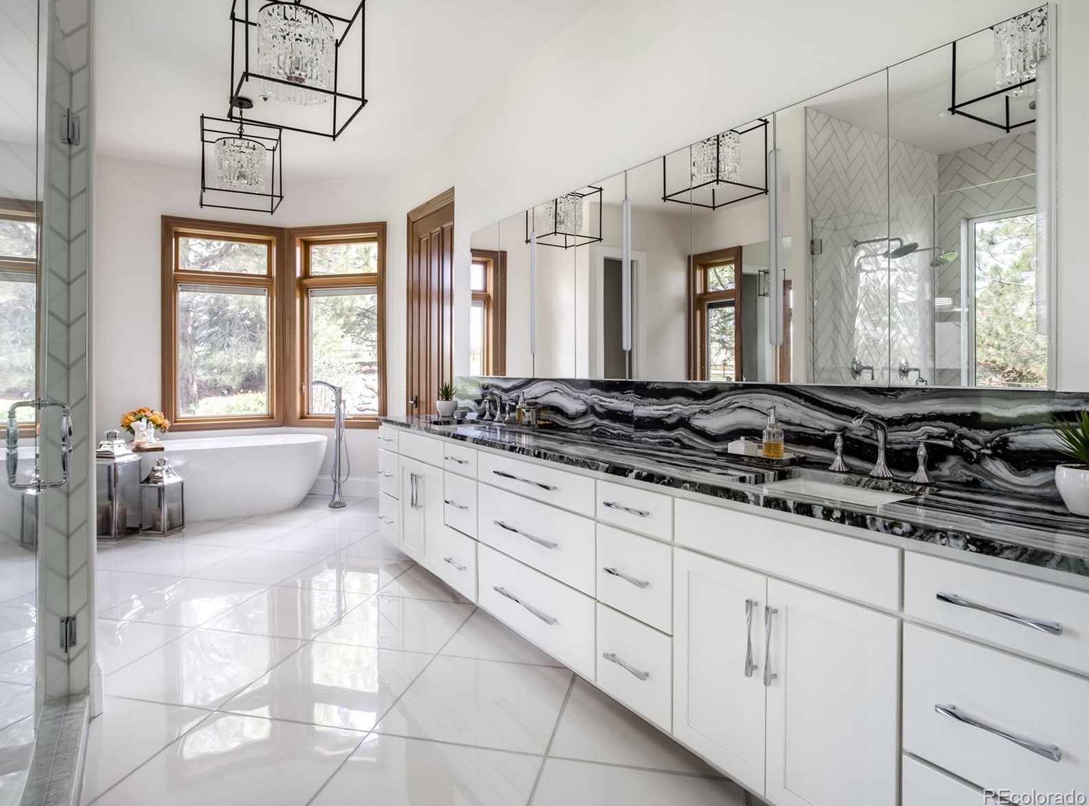 3801 Garden Ave, Littleton CO  80121-1804 exterior