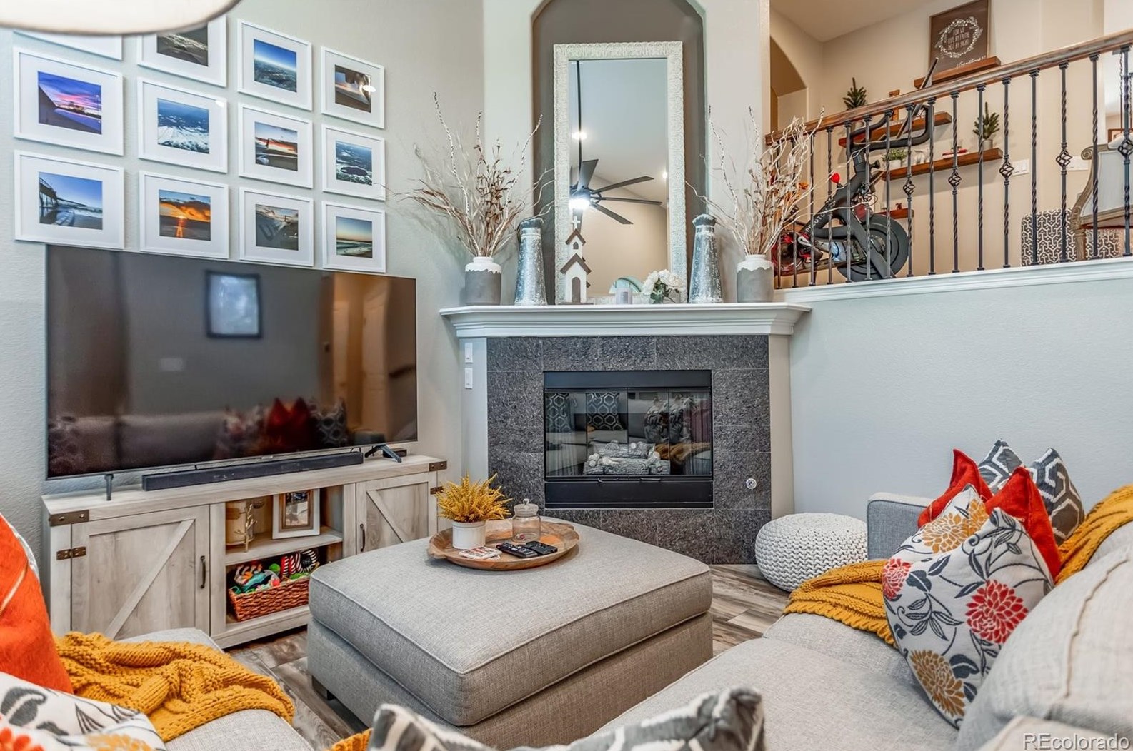 10162 Ridgegate Cir, Littleton CO  80124-5538 exterior