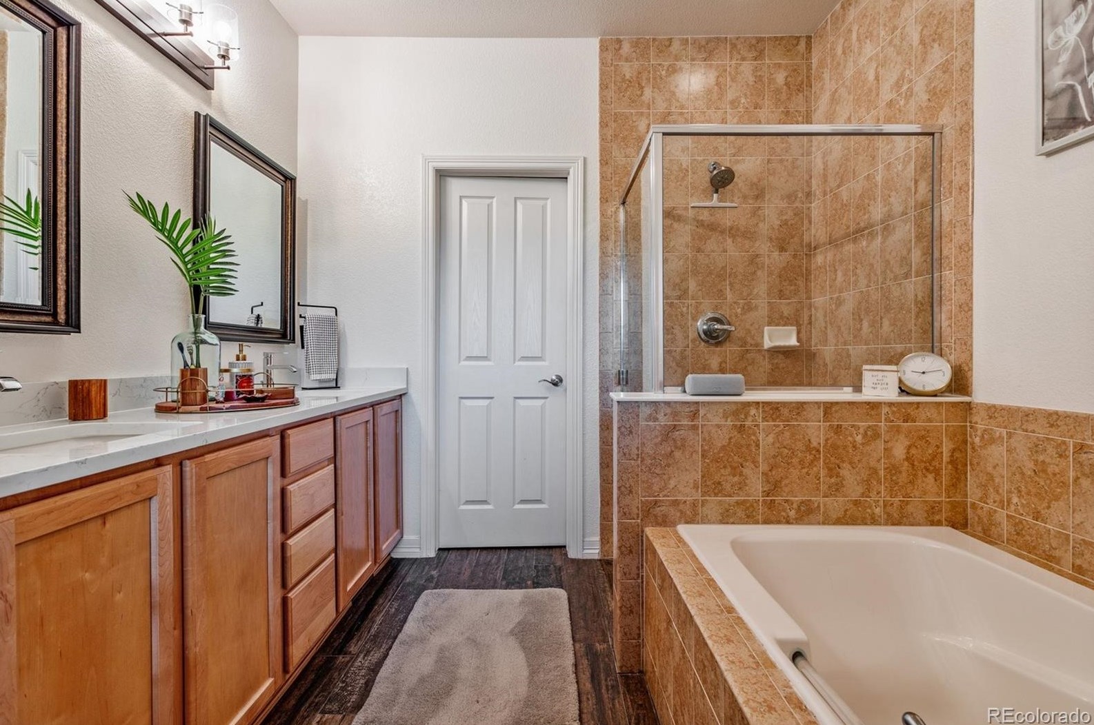 10162 Ridgegate Cir, Littleton CO  80124-5538 exterior