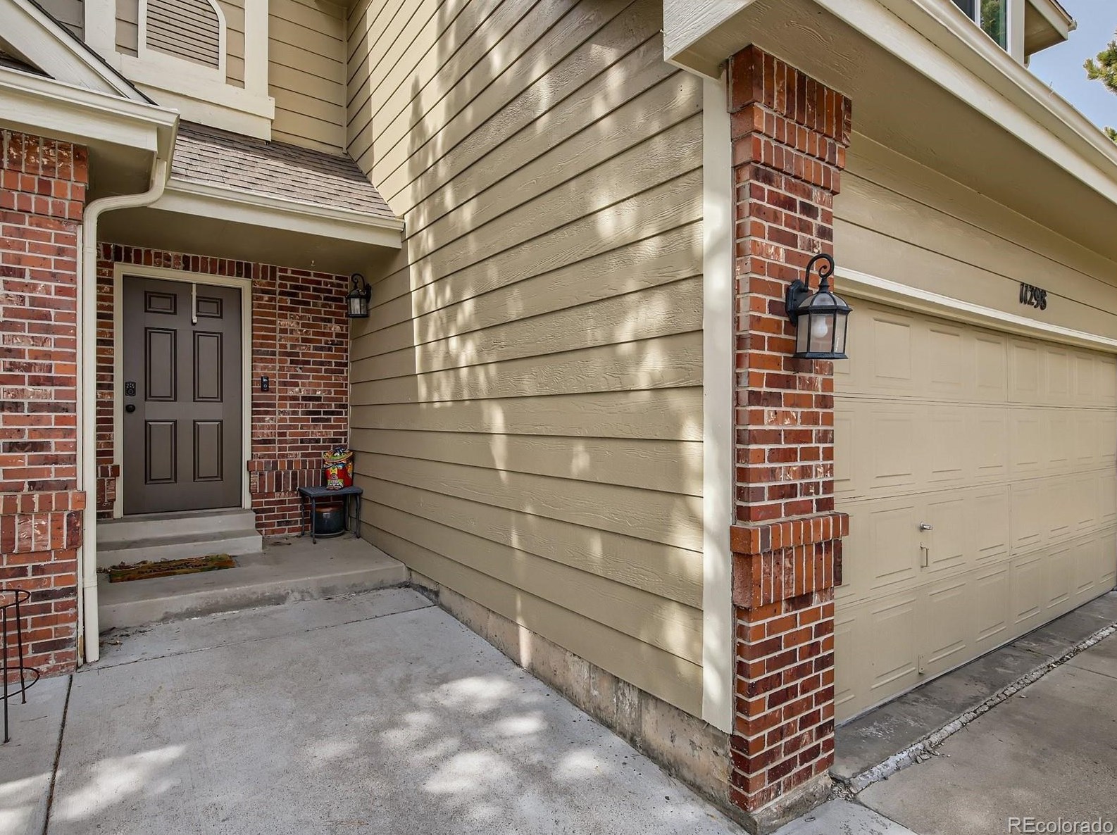 11298 W Frost Ave, Littleton, CO 80127