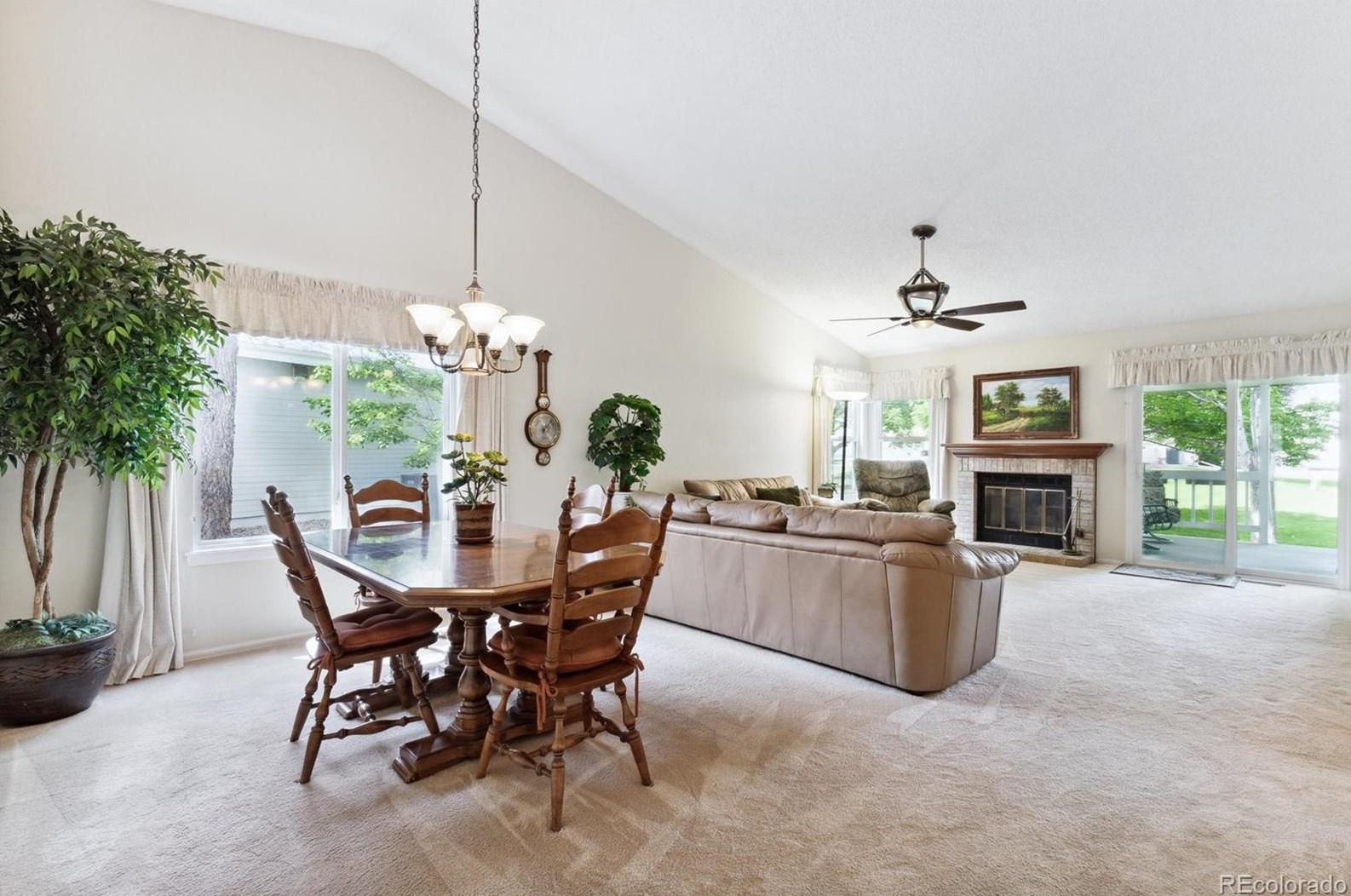 16 Abernathy Ct, Littleton, CO 80130-3910