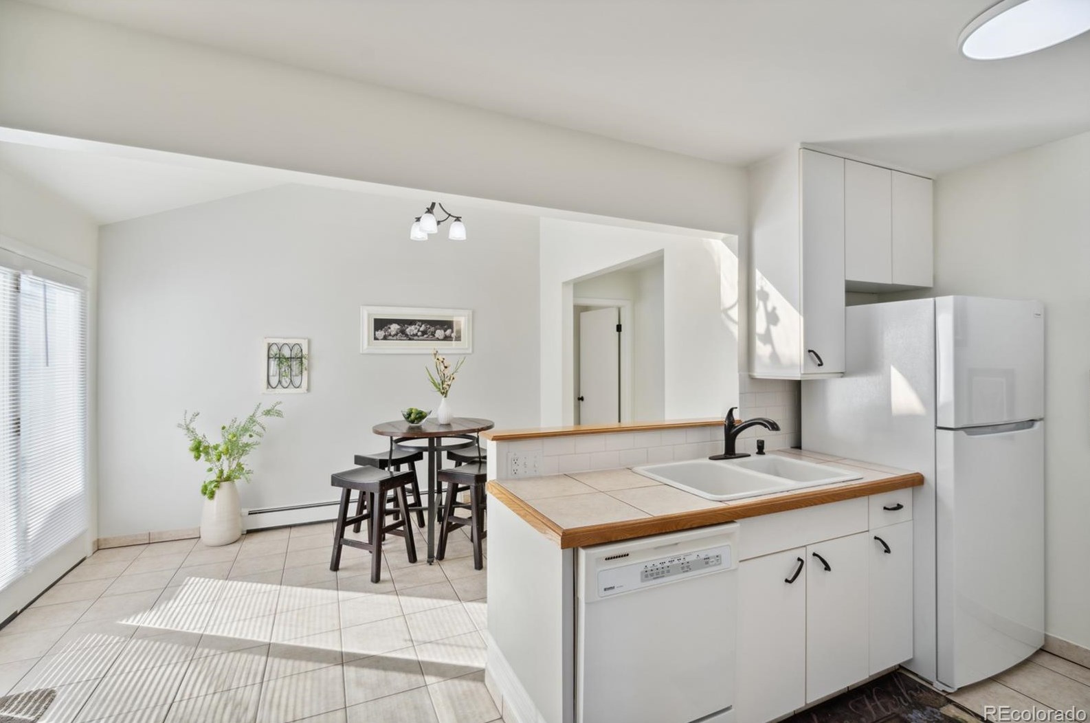 5185 Pearl St, Littleton, CO 80121-1019