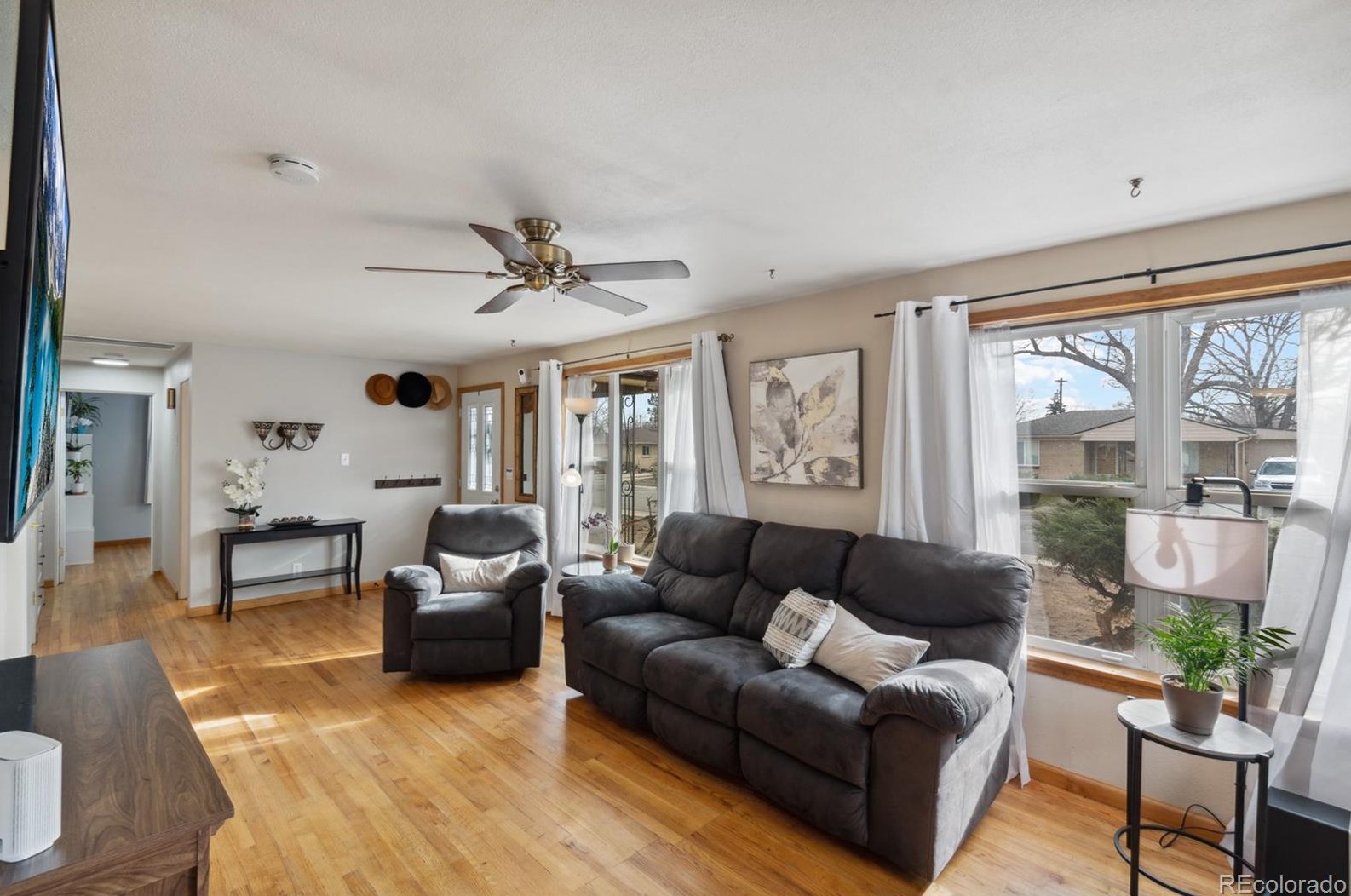 5655 Dudley St, Arvada, CO 80002-2315