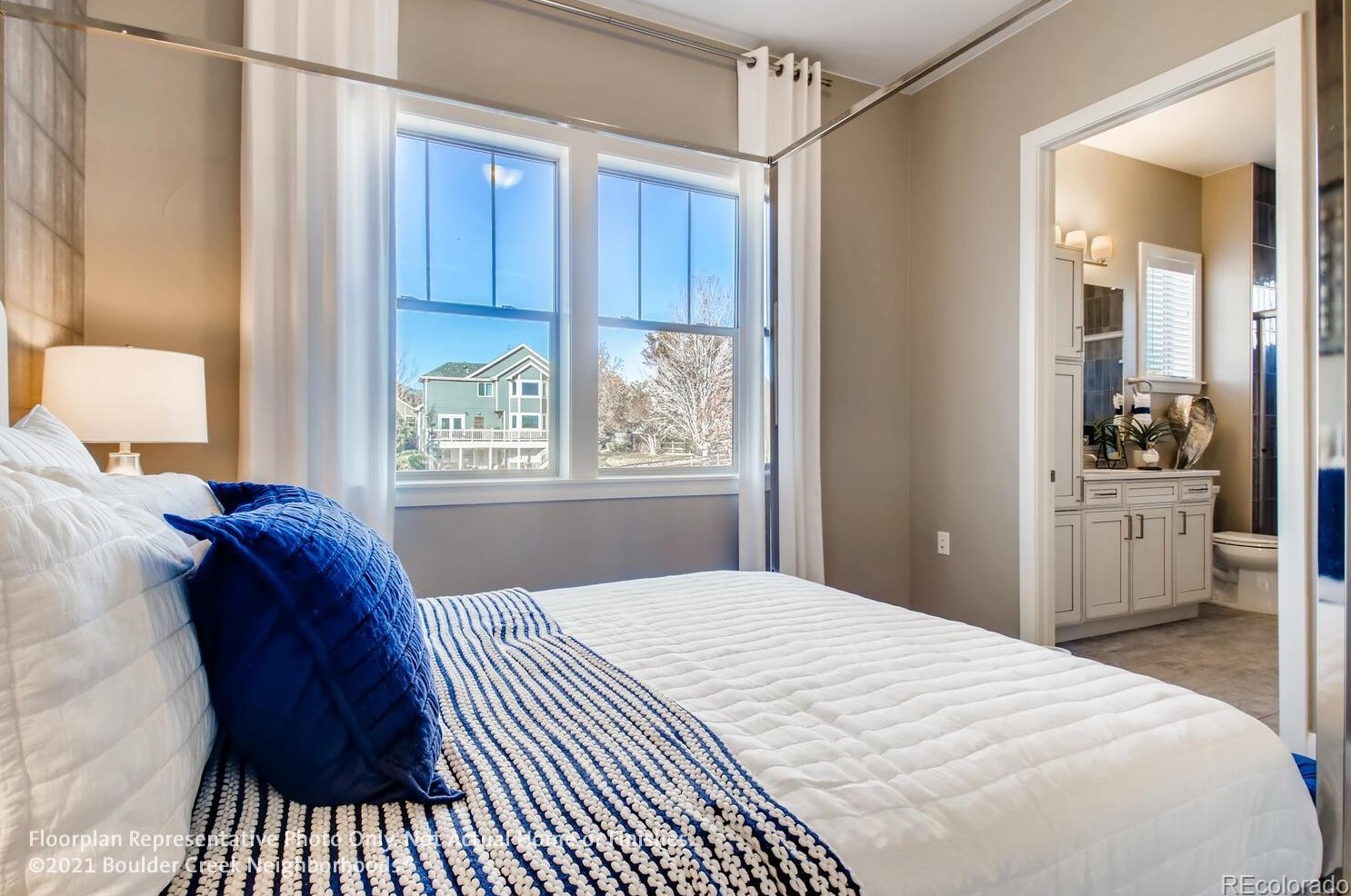 10352 Cooper Dr, Littleton CO 80127-4863 exterior