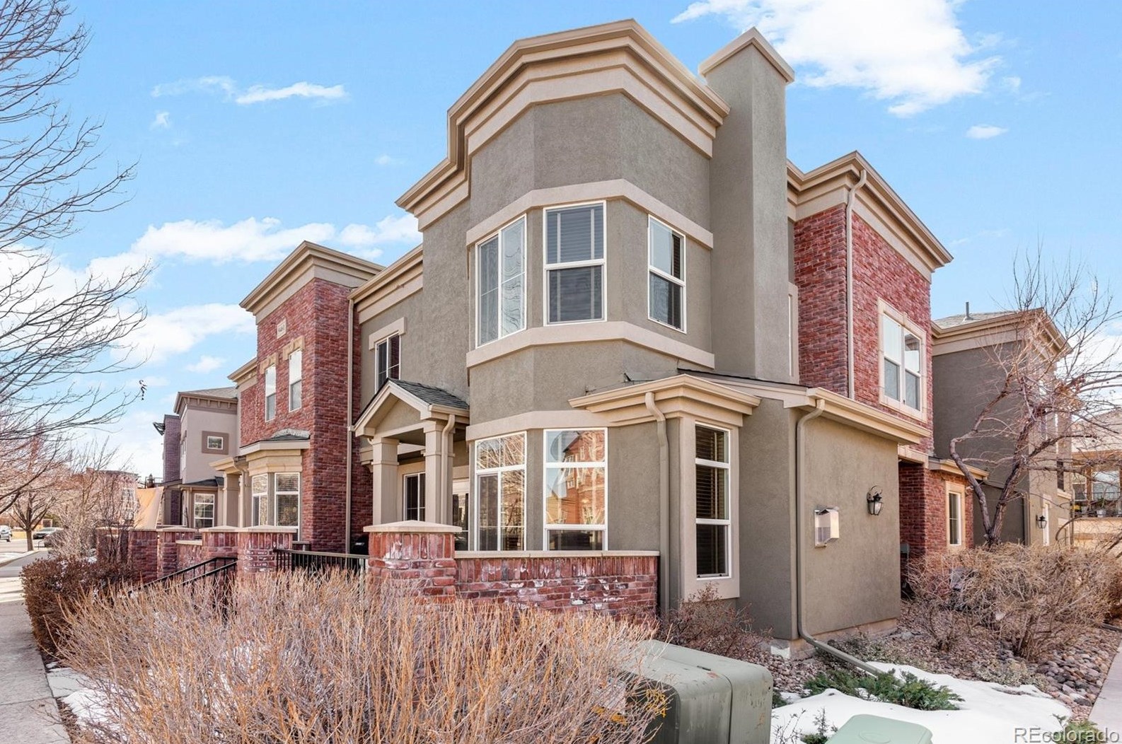 9461 Elmhurst Ln, Littleton, CO