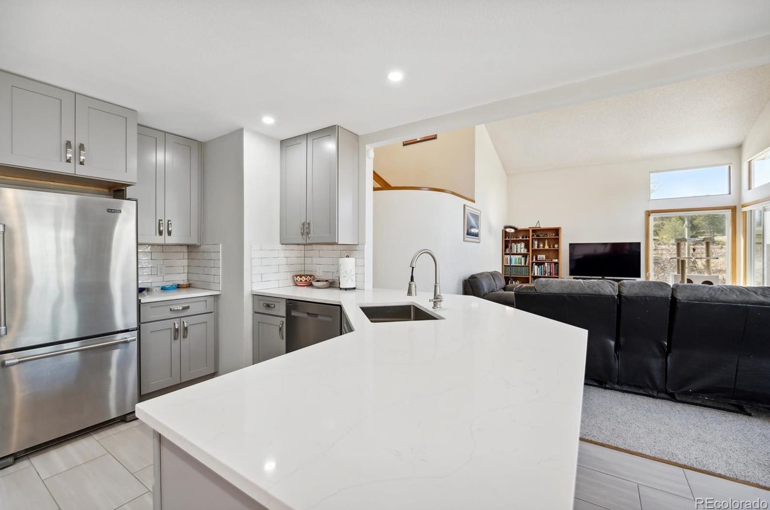 1676 Hermosa Dr, Littleton CO 80126-4213 exterior