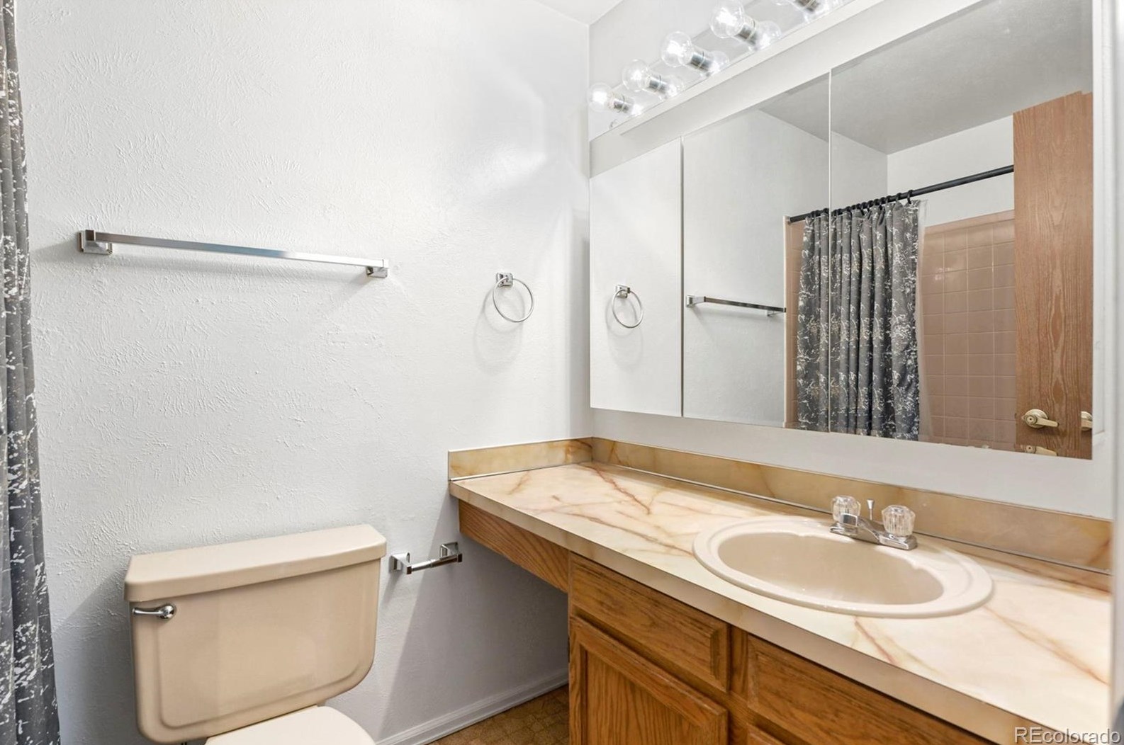 6833 Coors St, Arvada CO  80004-1152 exterior