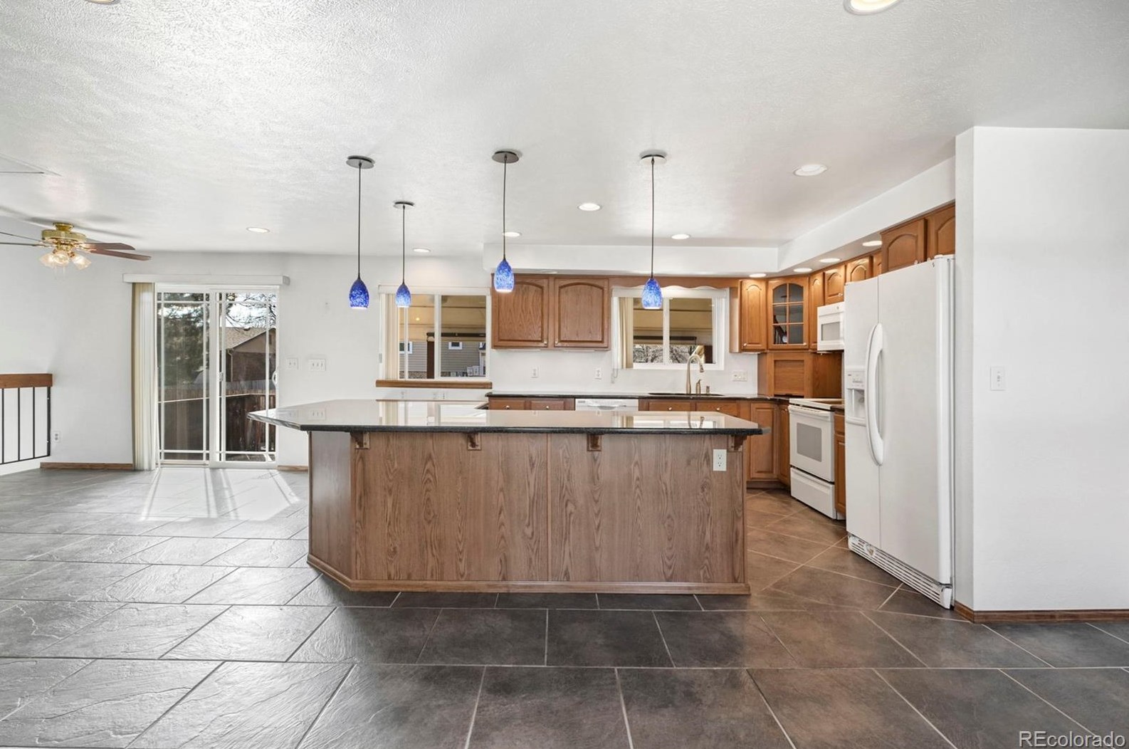6833 Coors St, Arvada CO  80004-1152 exterior