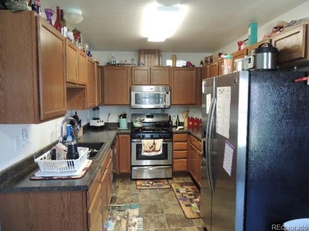 2936 Harkins Pl, Alamosa, CO 81101