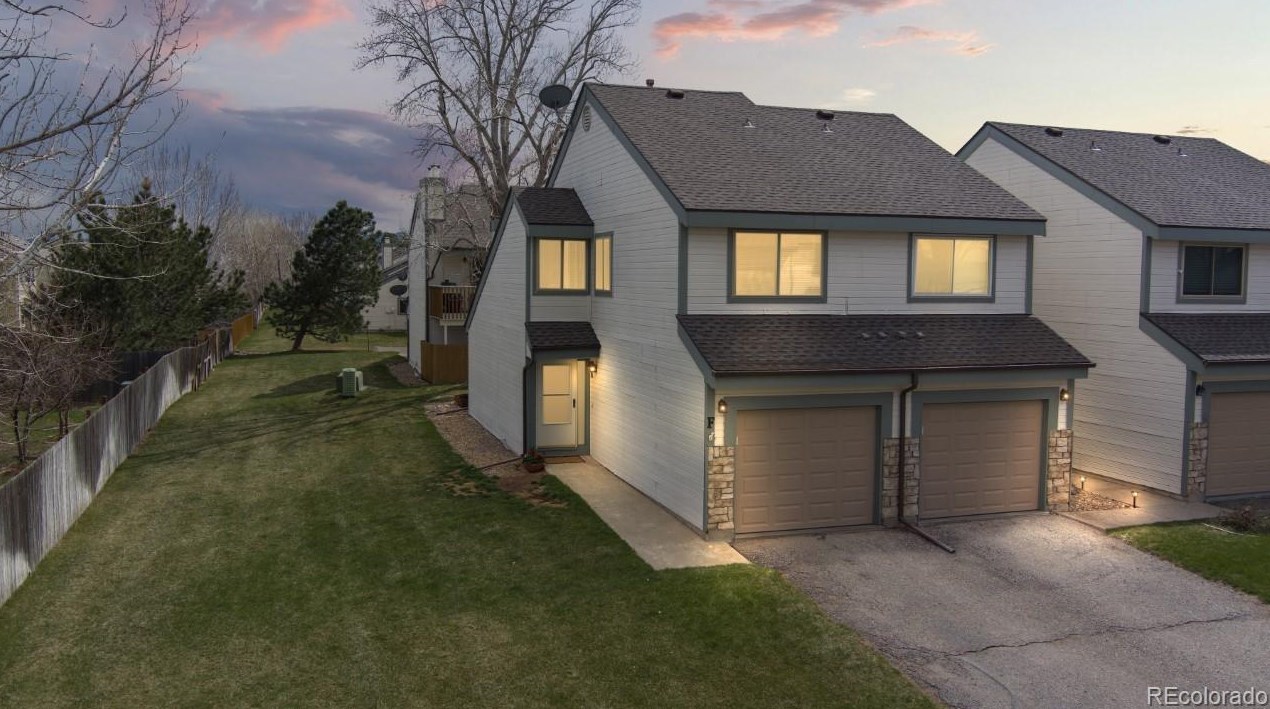 8434 Everett Way, Littleton CO  80128-8300 exterior