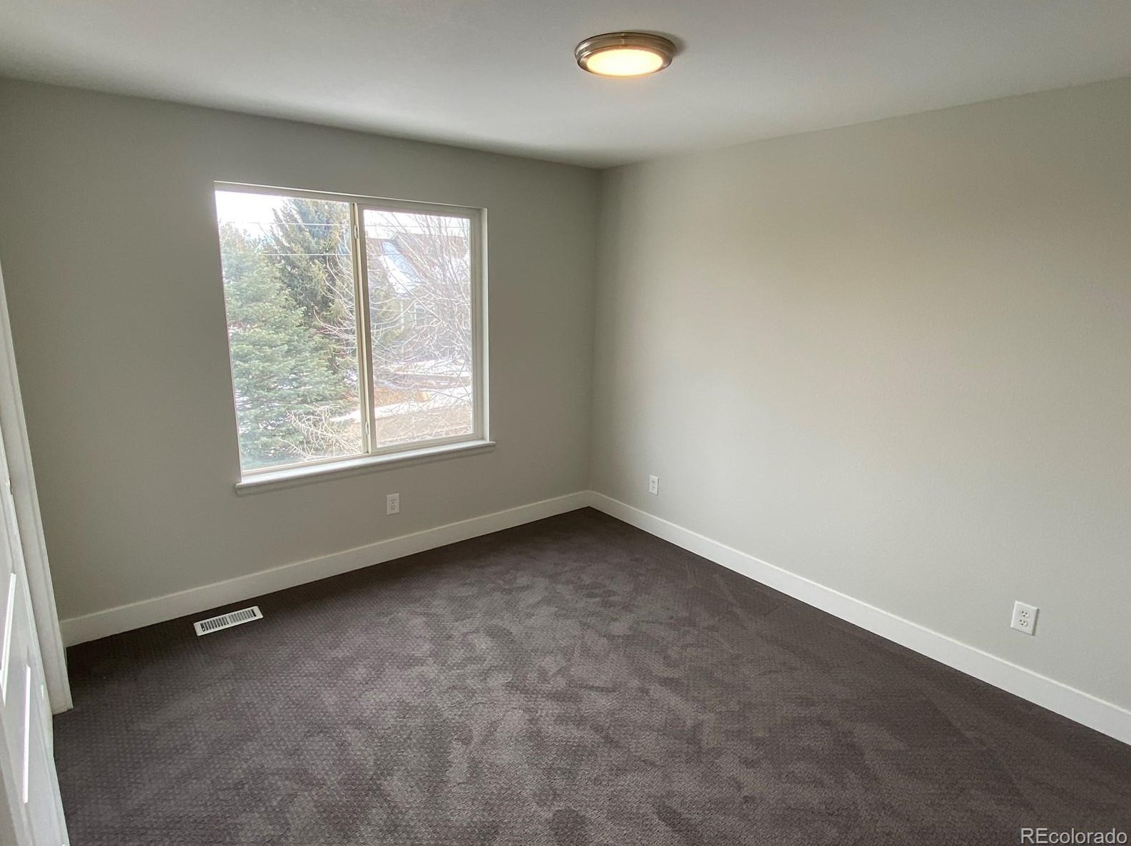 8752 Carr Way, Littleton CO  80128-6965 exterior