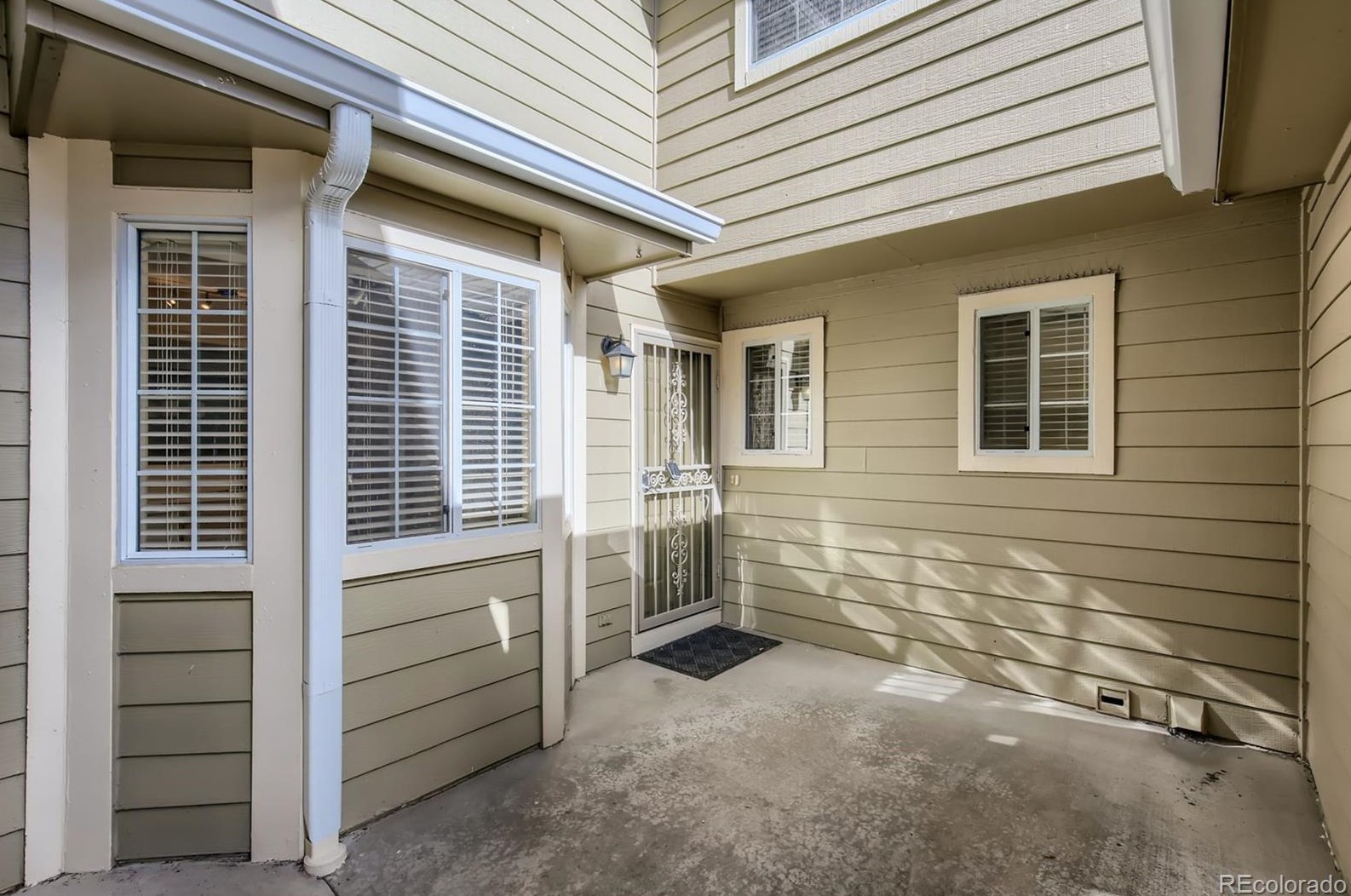 10400 Fair Ave, Littleton, CO 80127-5553