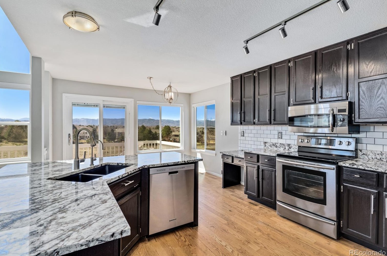 9683 Chanteclair Cir, Littleton, CO 80126-3053