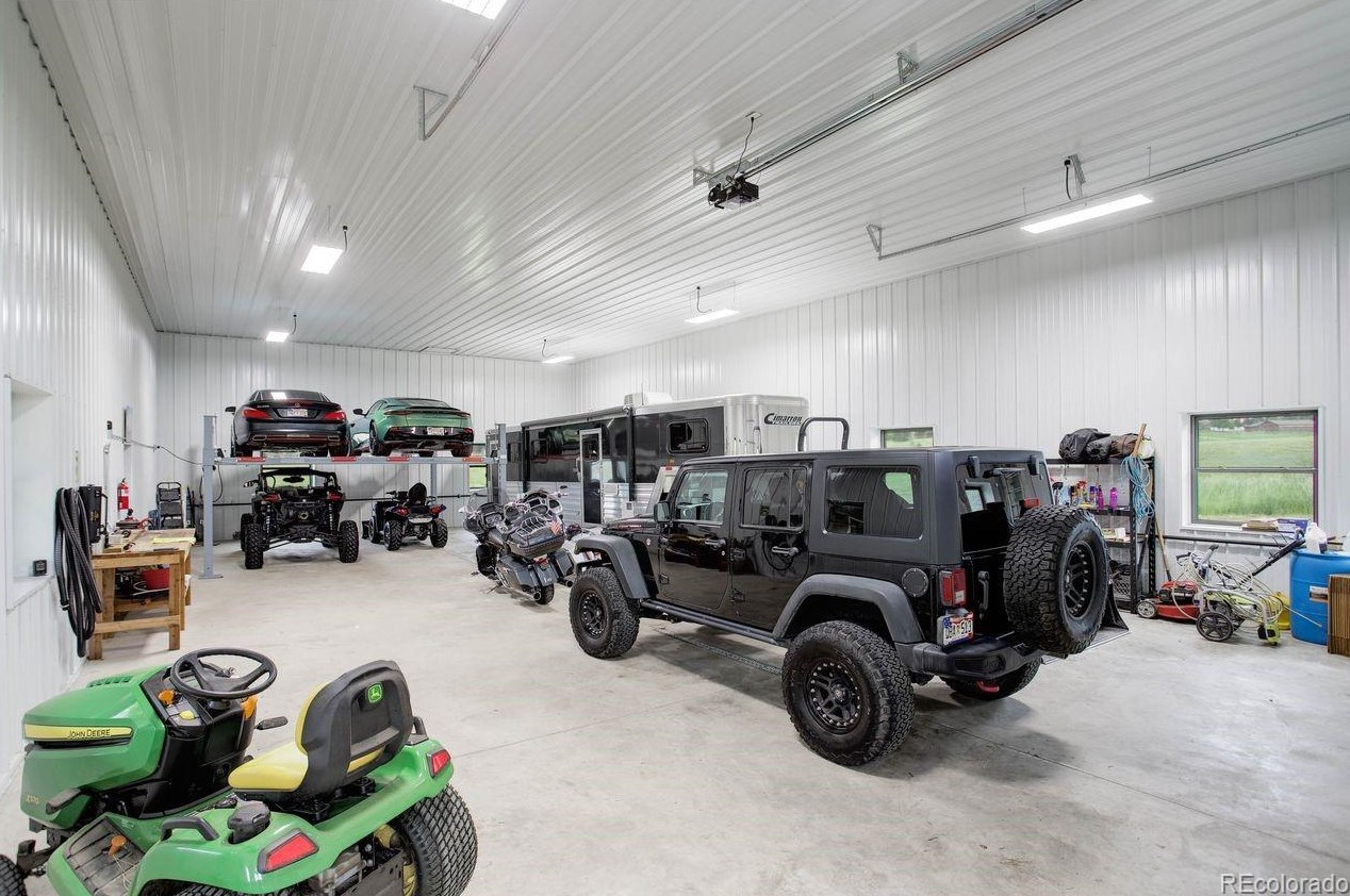 6803 Chatfield Ln, Littleton CO 80125-9612 exterior