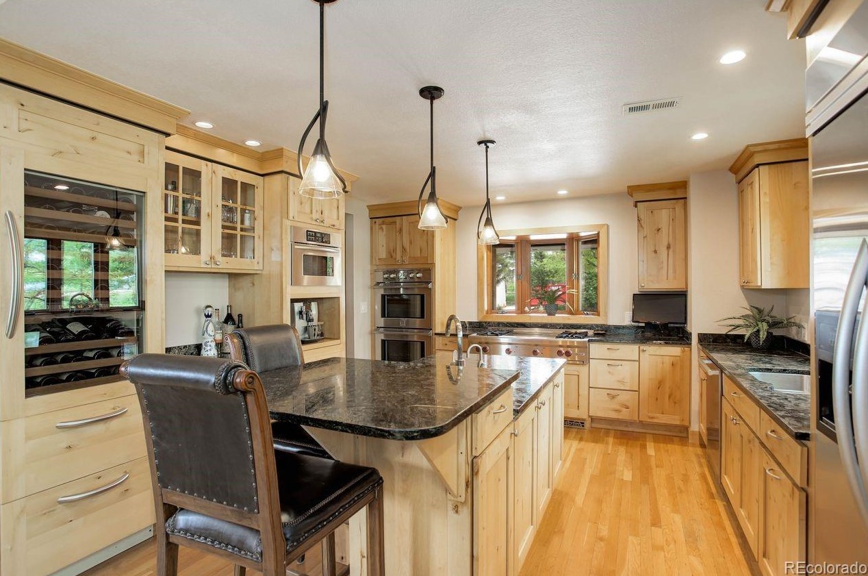 6803 Chatfield Ln, Littleton CO 80125-9612 exterior