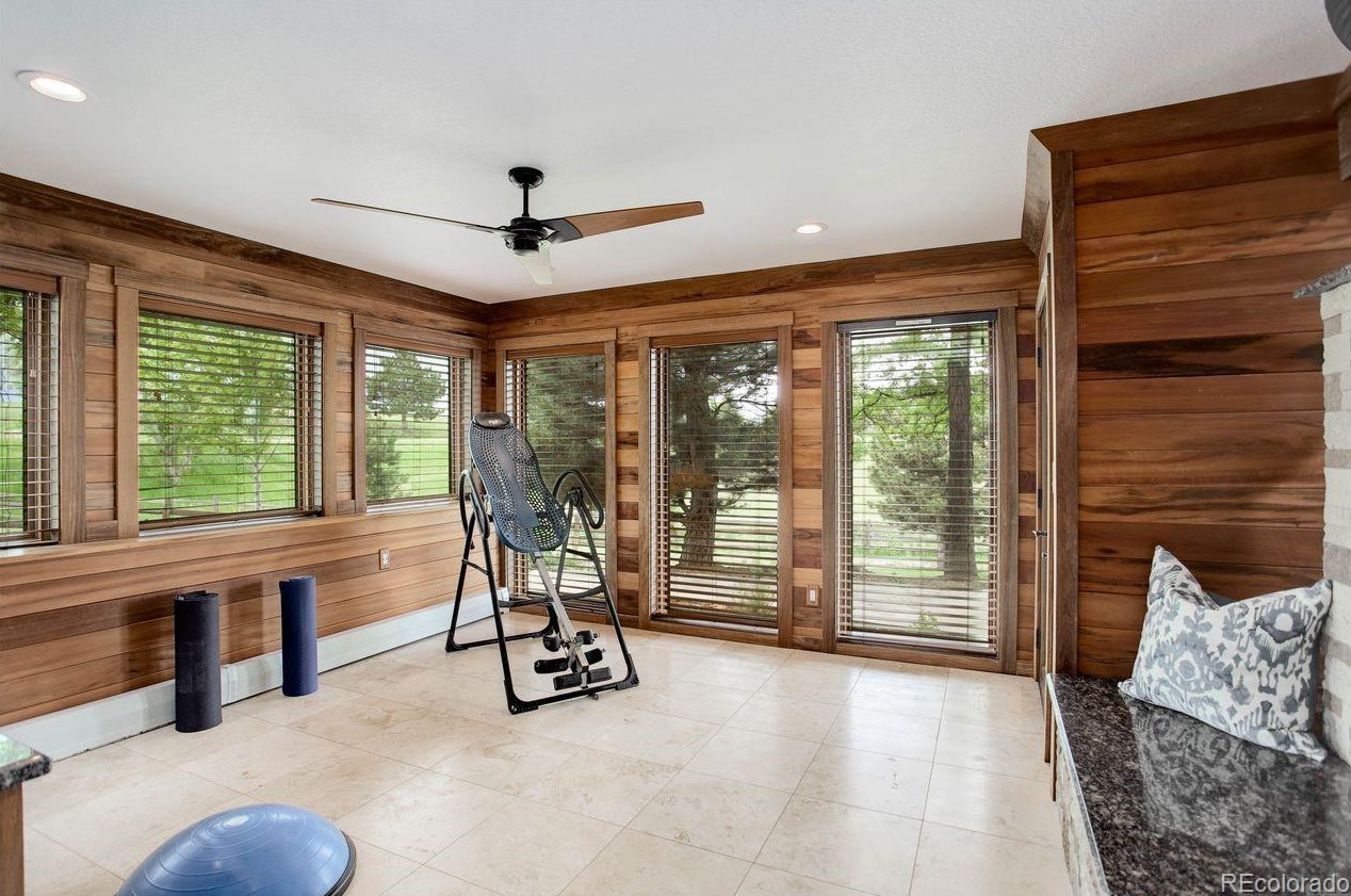 6803 Chatfield Ln, Littleton CO 80125-9612 exterior