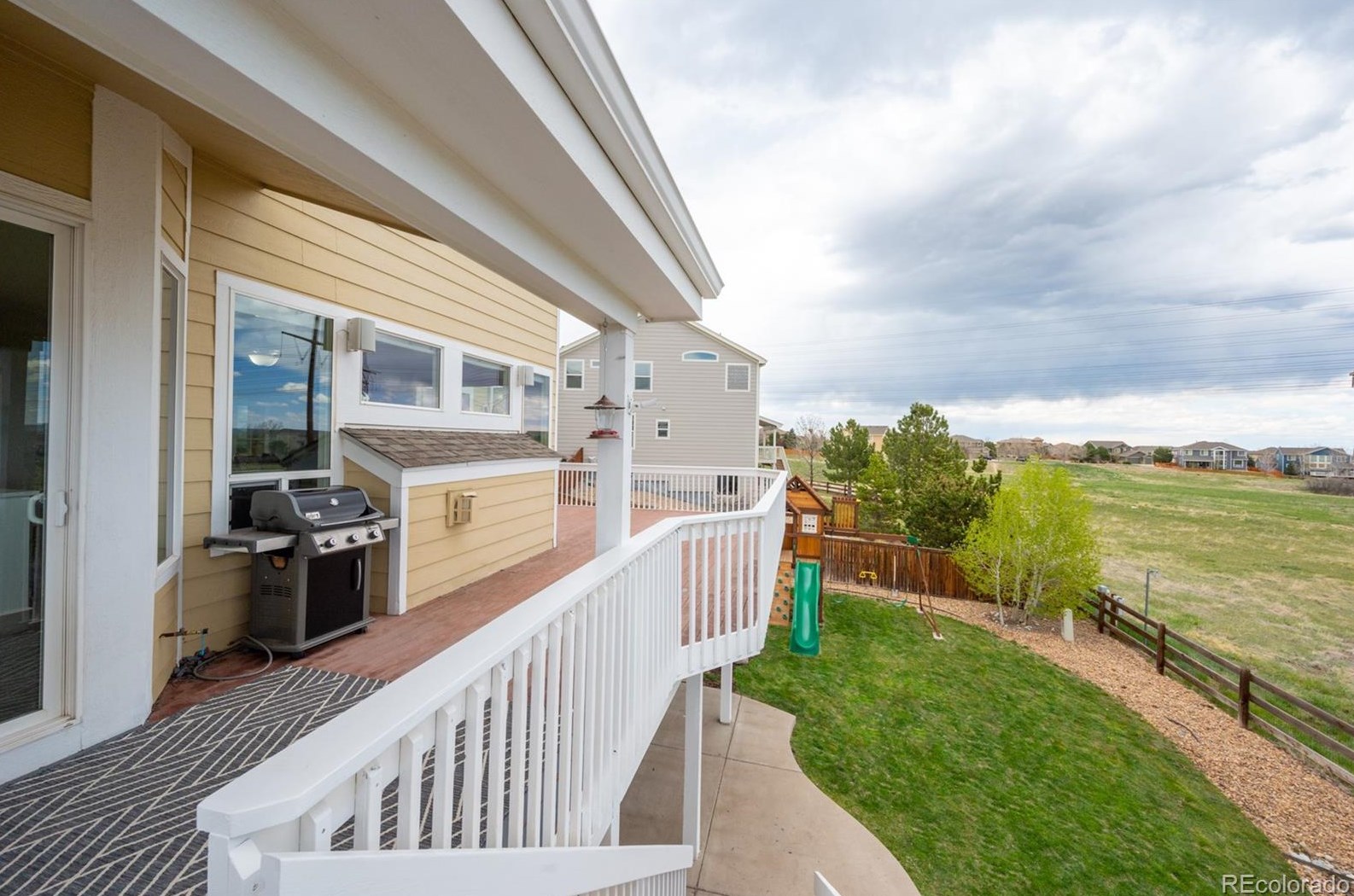 688 Cinnabar Ln, Castle Rock CO  80108-3089 exterior