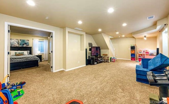 2016 Ashwood Pl, Littleton CO 80129-6320 exterior