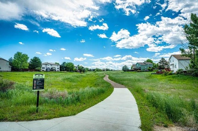 2016 Ashwood Pl, Littleton CO 80129-6320 exterior