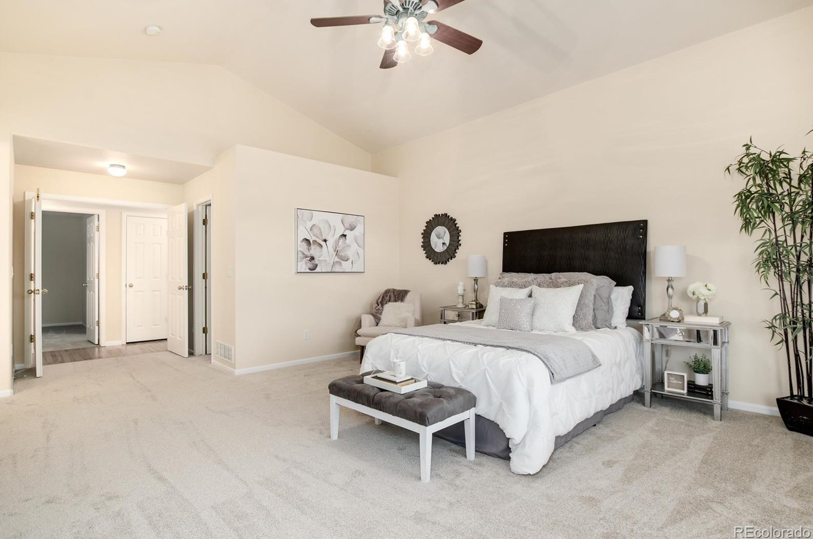 9618 Brook Hill Ln, Littleton CO 80124-5546 exterior