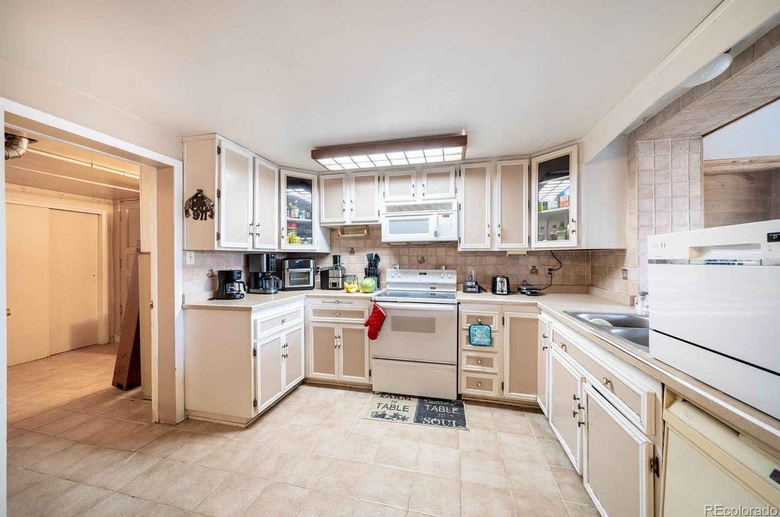 8870 Indiana St, Arvada CO  80007-8210 exterior