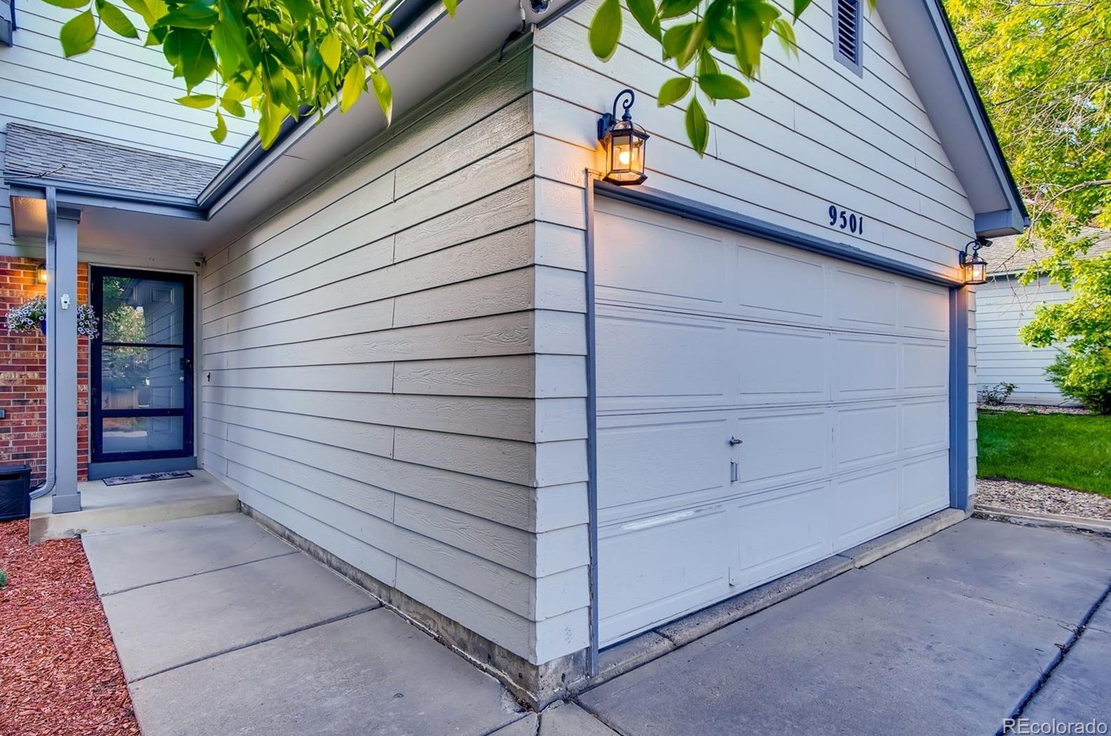 9501 Burlington Ln, Littleton, CO 80130-3762