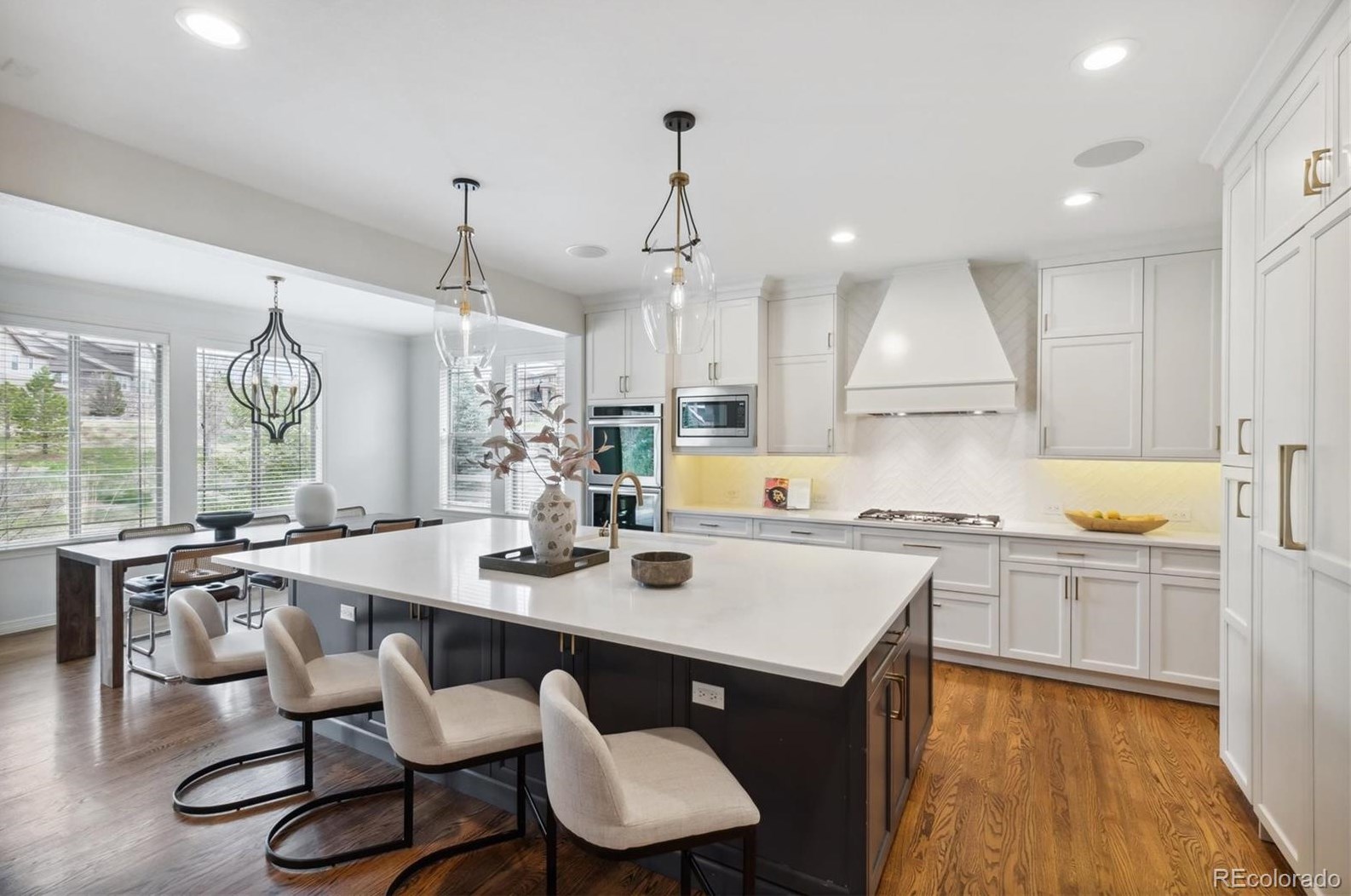 10718 Manorstone Dr, Littleton CO  80126-5718 exterior