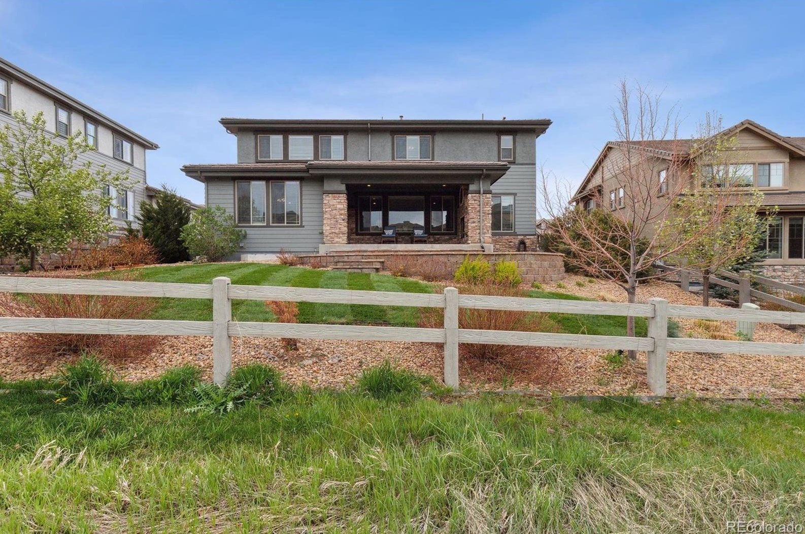 10718 Manorstone Dr, Littleton CO  80126-5718 exterior