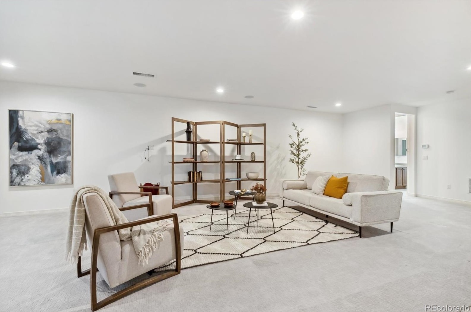 10718 Manorstone Dr, Littleton CO  80126-5718 exterior