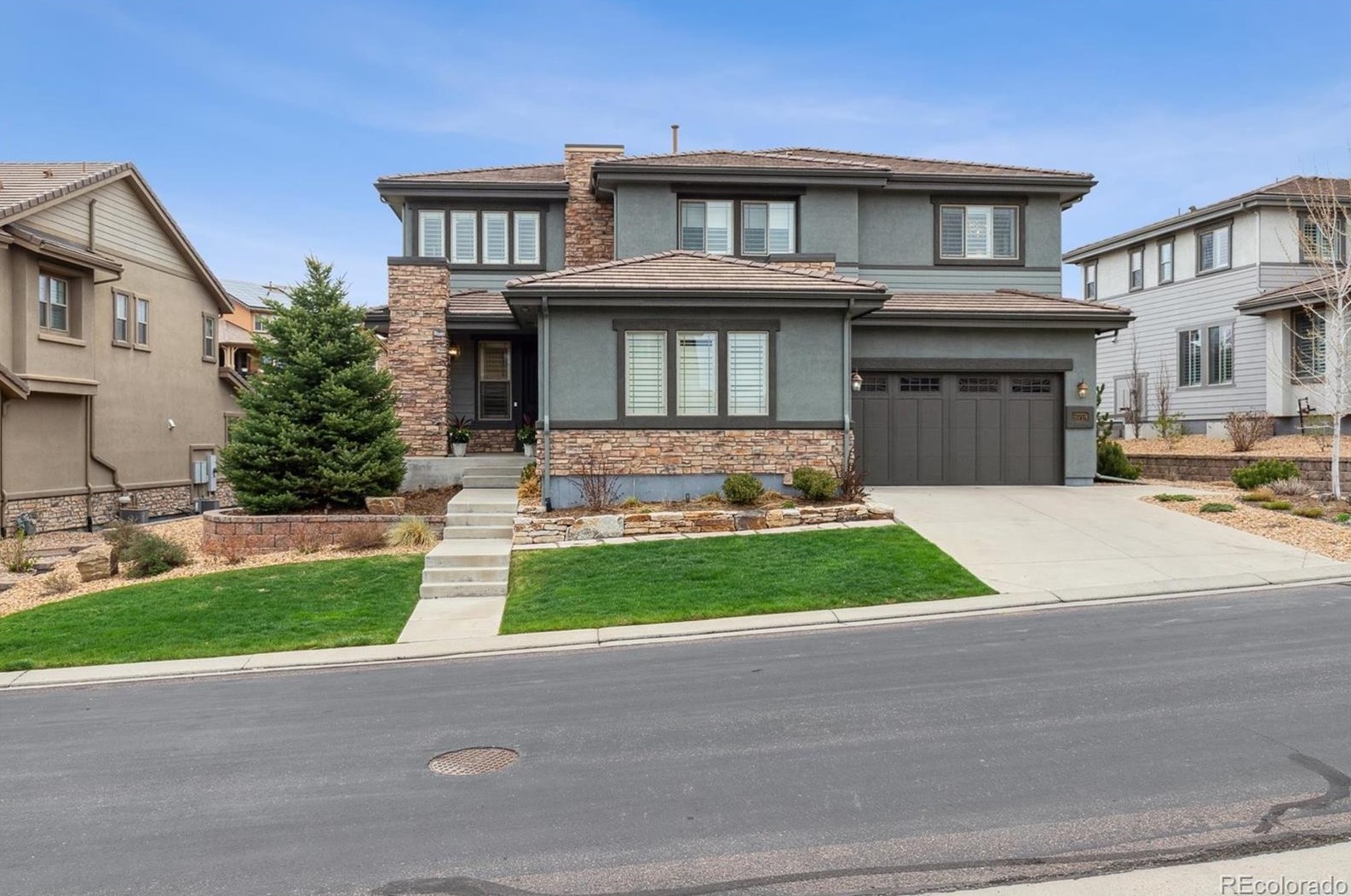 10718 Manorstone Dr, Littleton CO  80126-5718 exterior