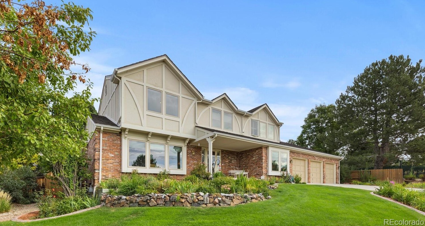 10179 E Pinewood Ave, Englewood, CO 80111