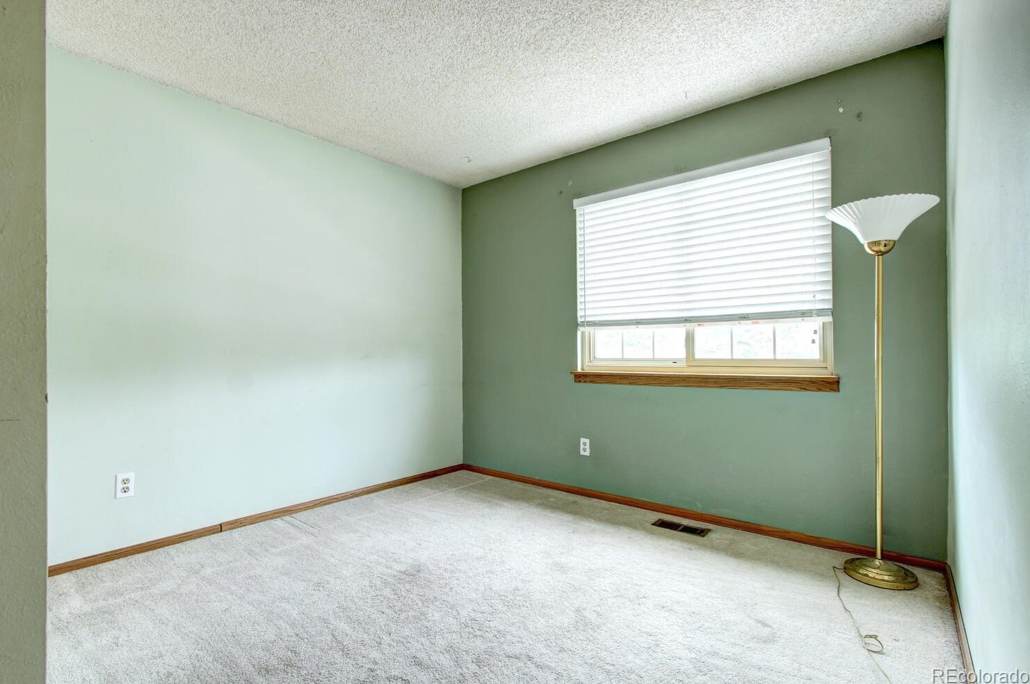 4991 Fld Way, Littleton CO 80127-8528 exterior