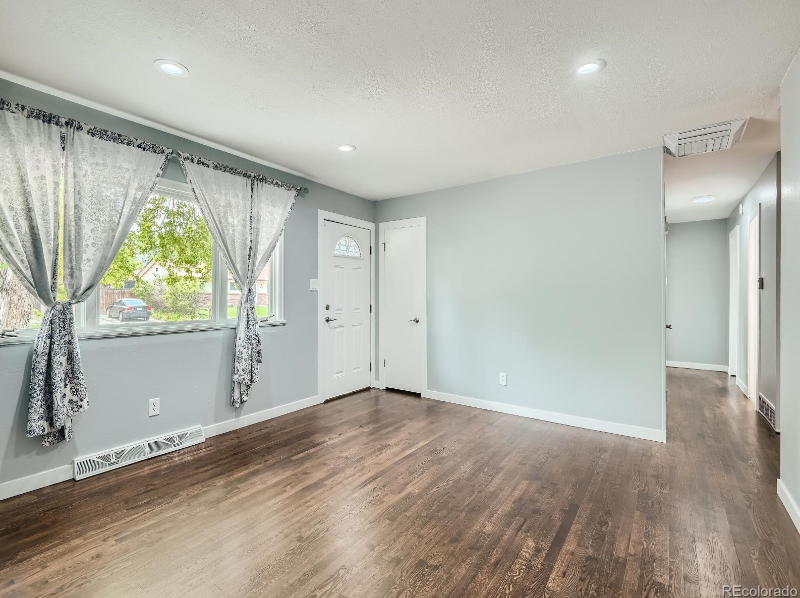 8438 Ames St, Arvada CO  80003-1426 exterior