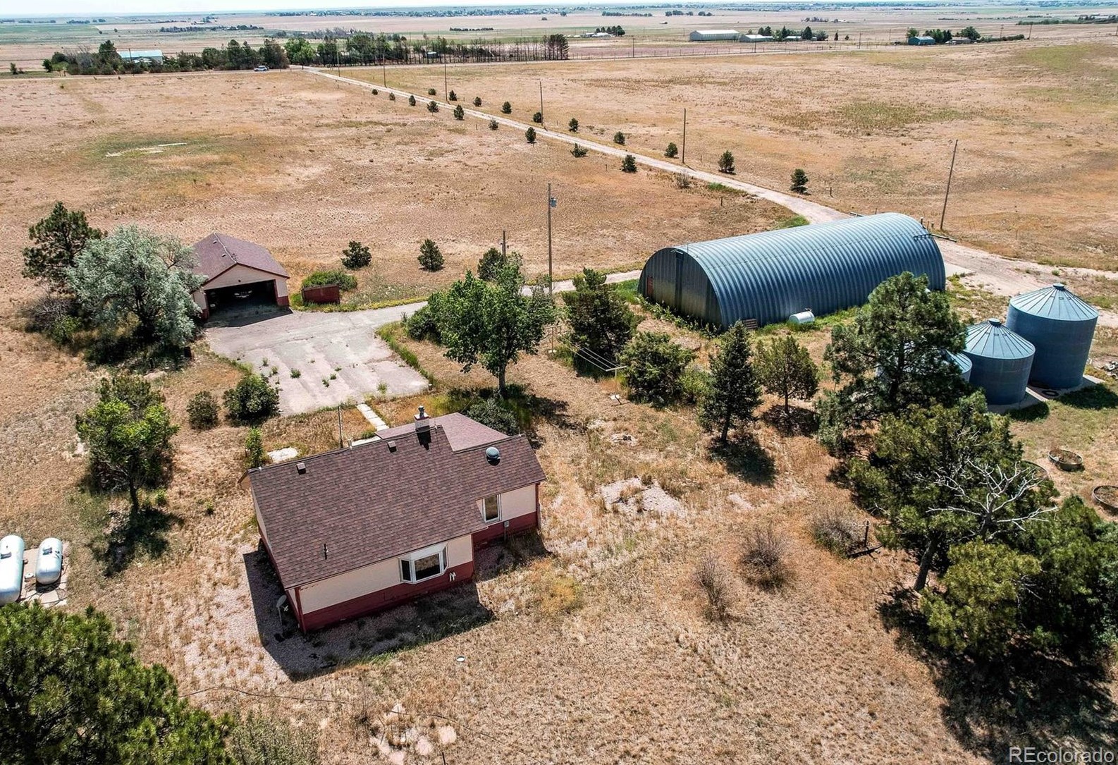 5049 Yulle Rd, Bennett, CO 80102-9027