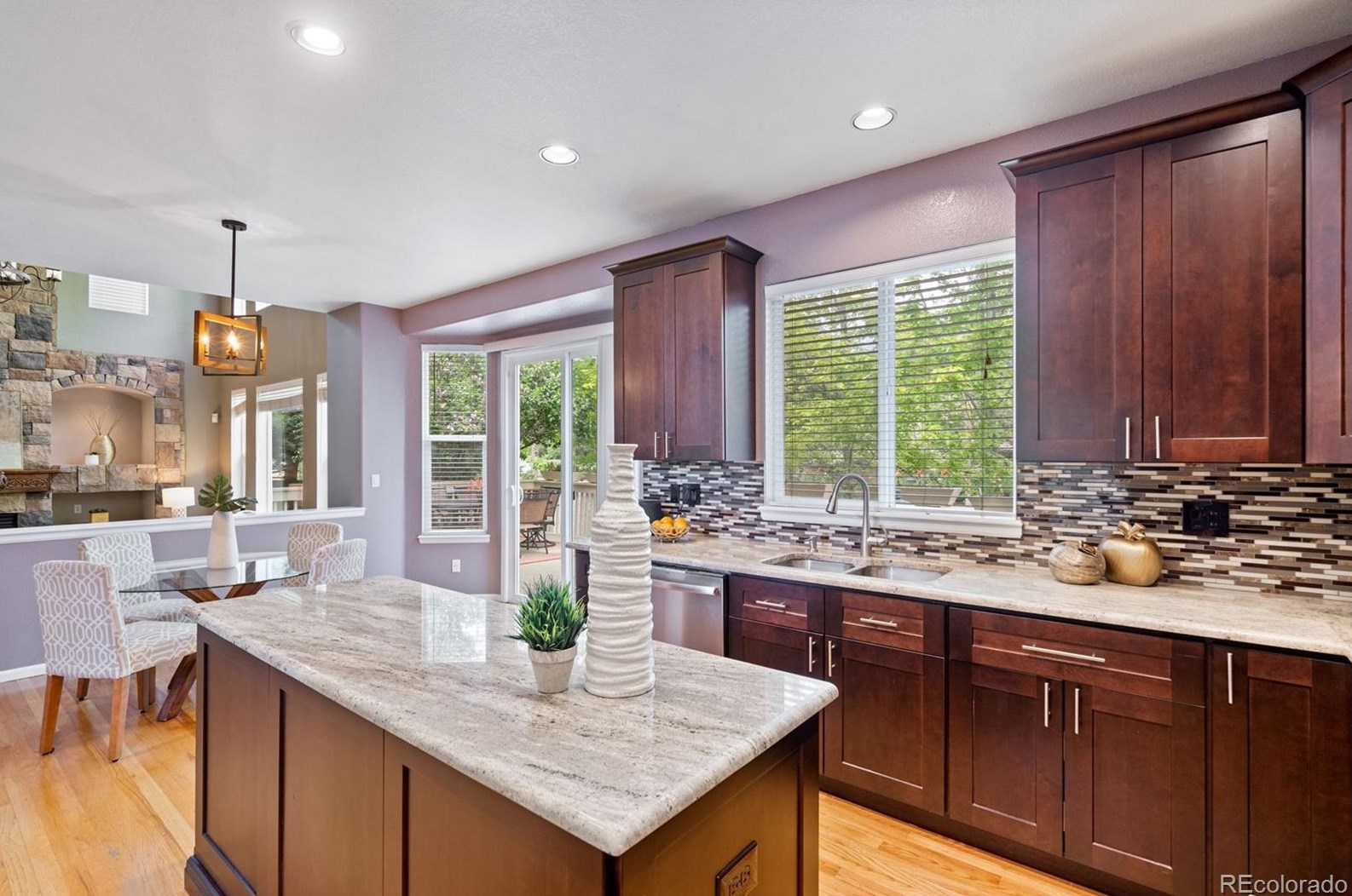 6645 Berry Ave, Littleton CO 80123-0820 exterior