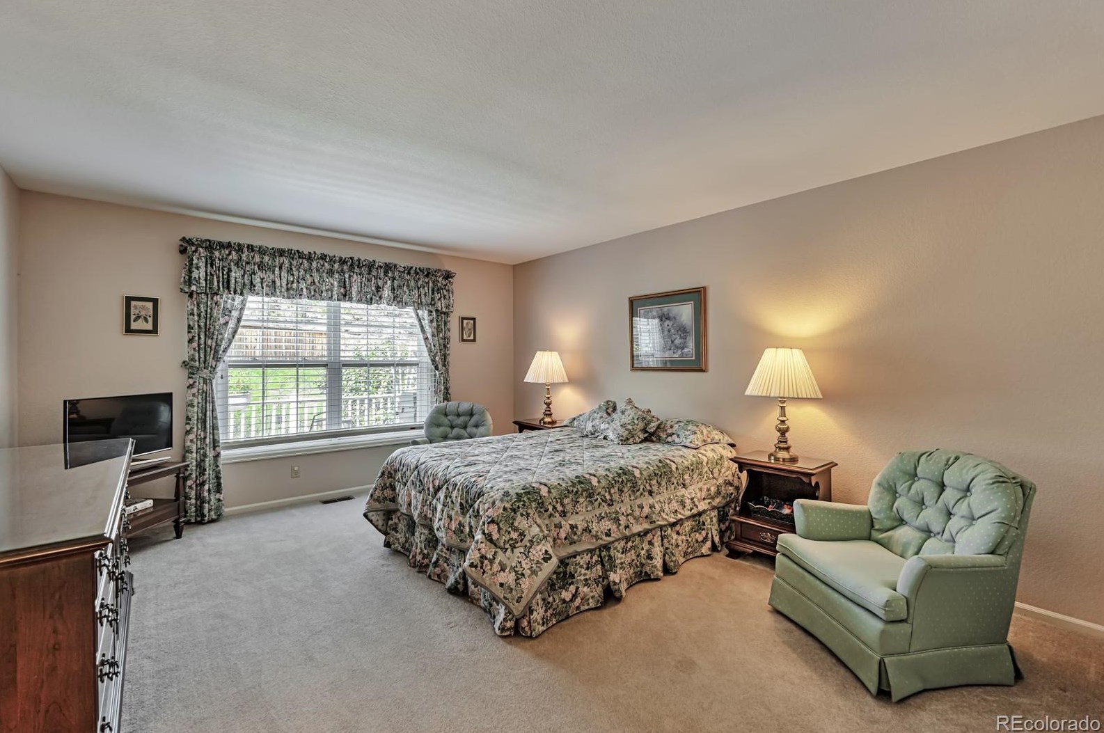 8841 Greenwich St, Littleton CO 80130-5212 exterior