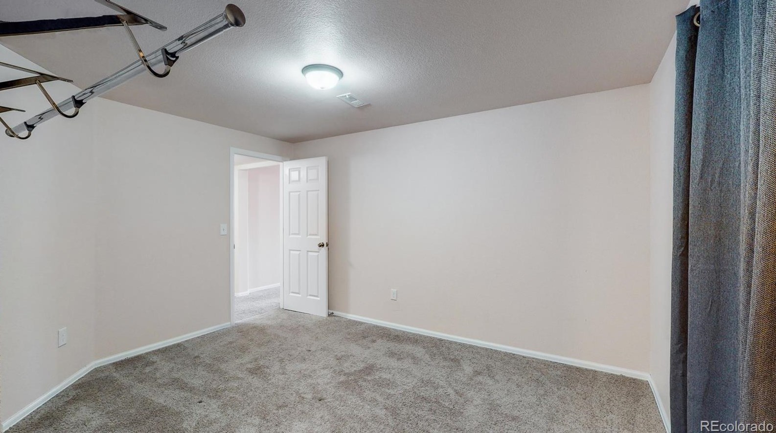 1854 Morningview Ln, Castle Rock CO  80109-3641 exterior